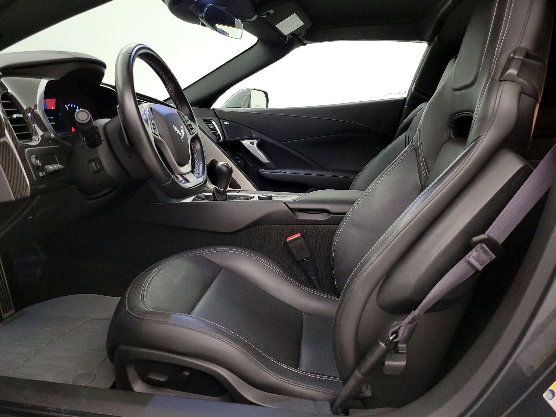 Thumbnail: 2017 Chevrolet Corvette - 11