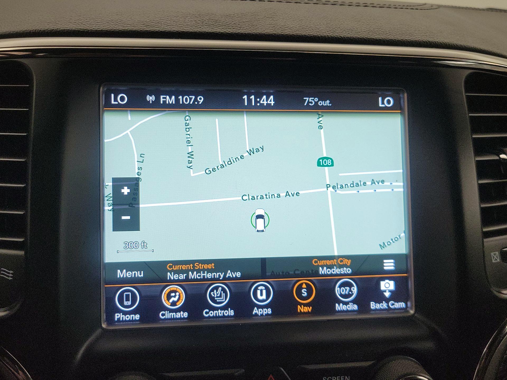 Thumbnail: 2018 Jeep Grand Cherokee - 14