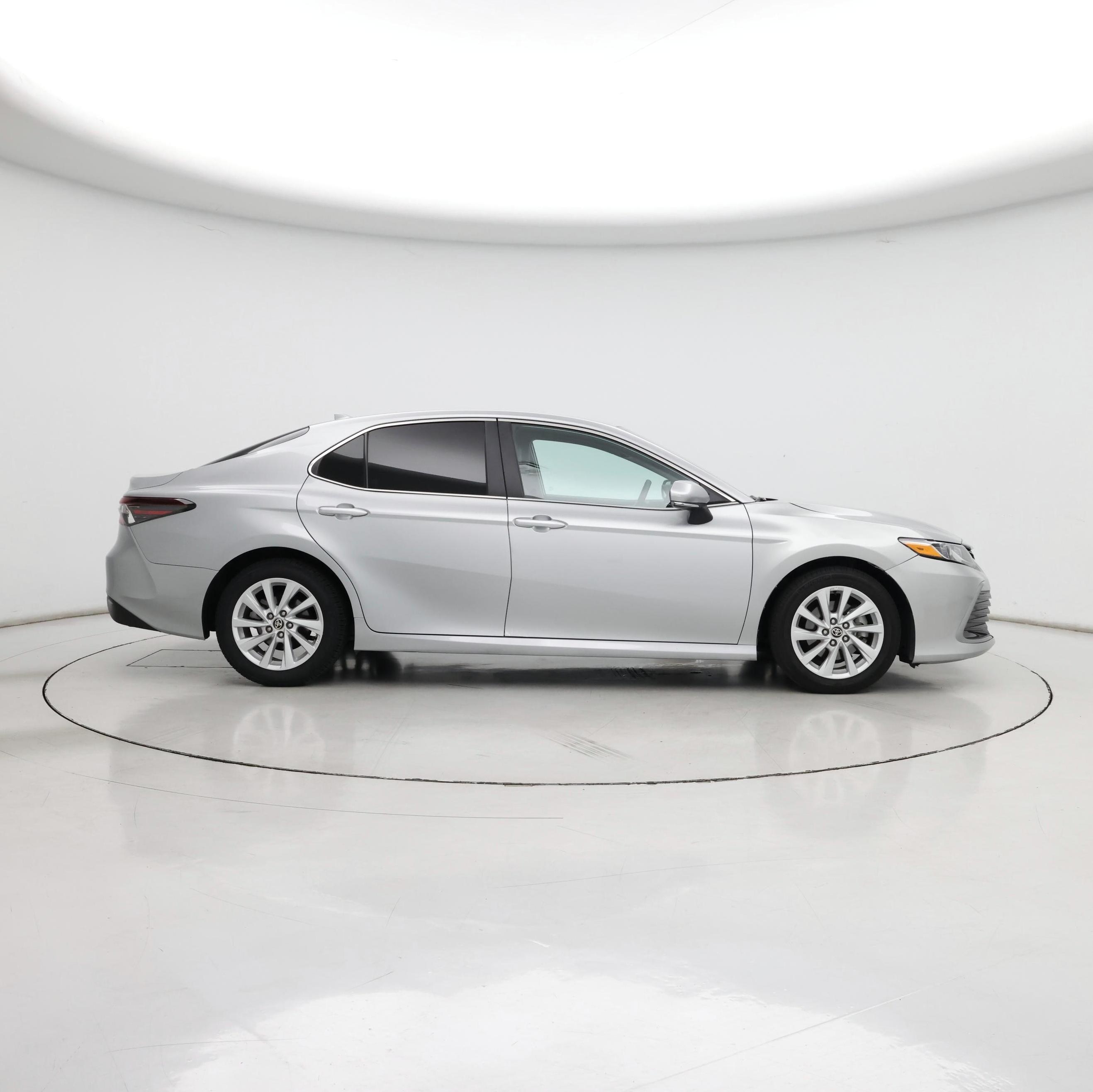 Thumbnail: 2021 Toyota Camry - 7