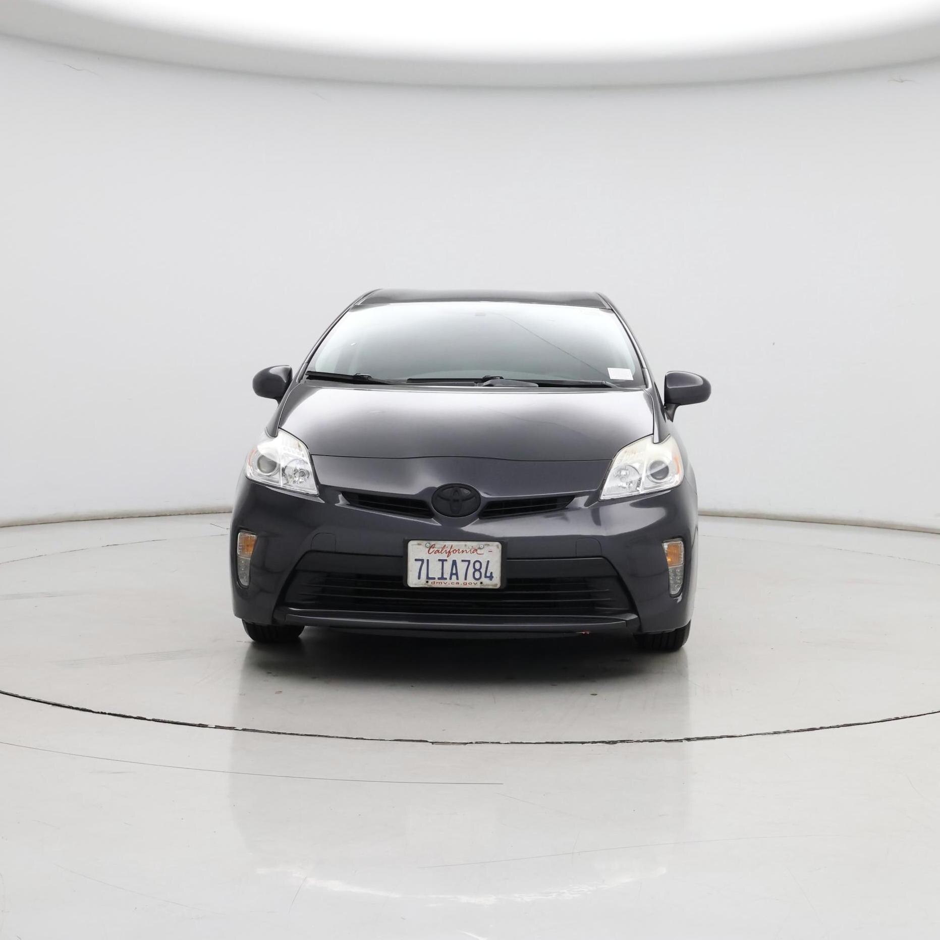 Thumbnail: 2015 Toyota Prius - 5