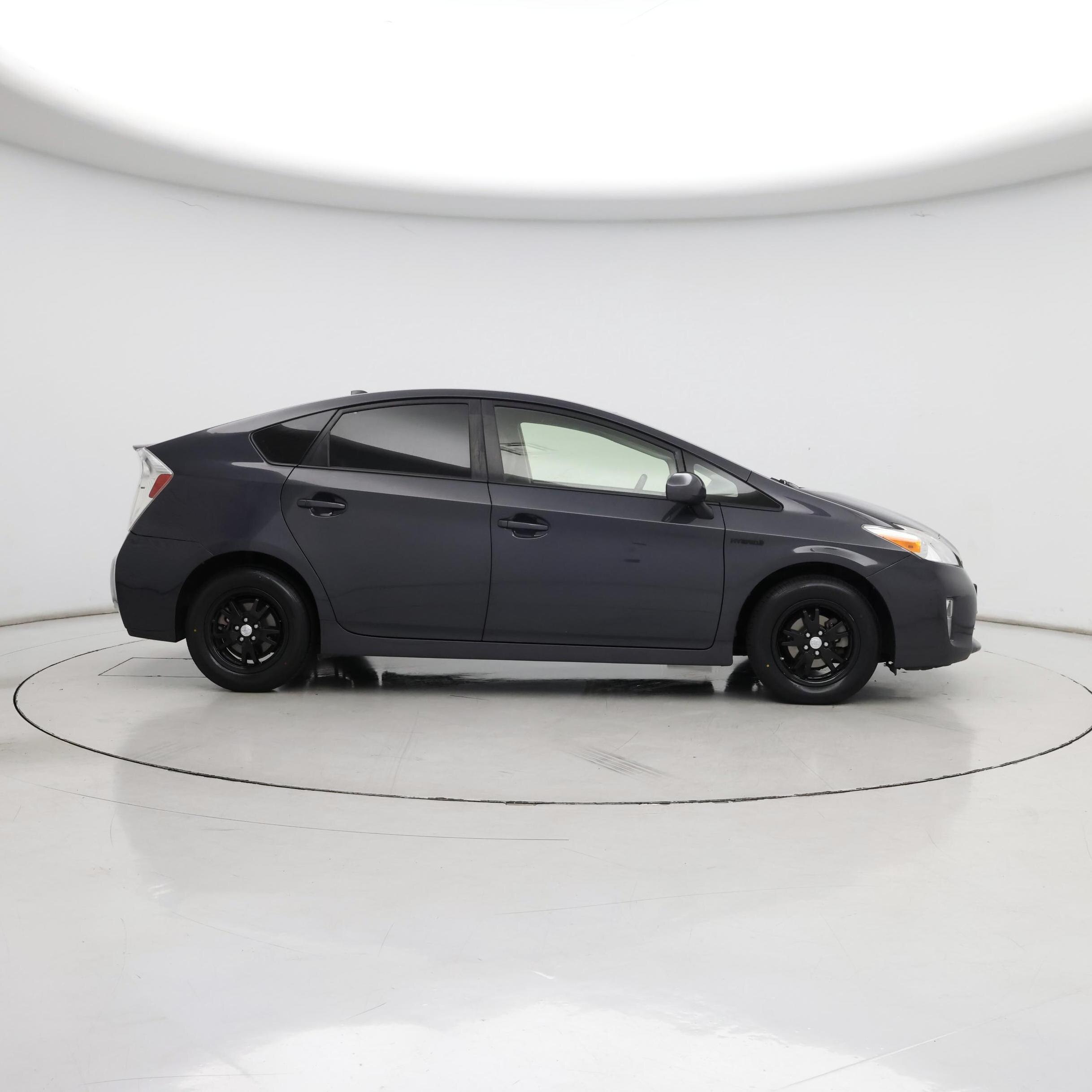 Thumbnail: 2015 Toyota Prius - 7