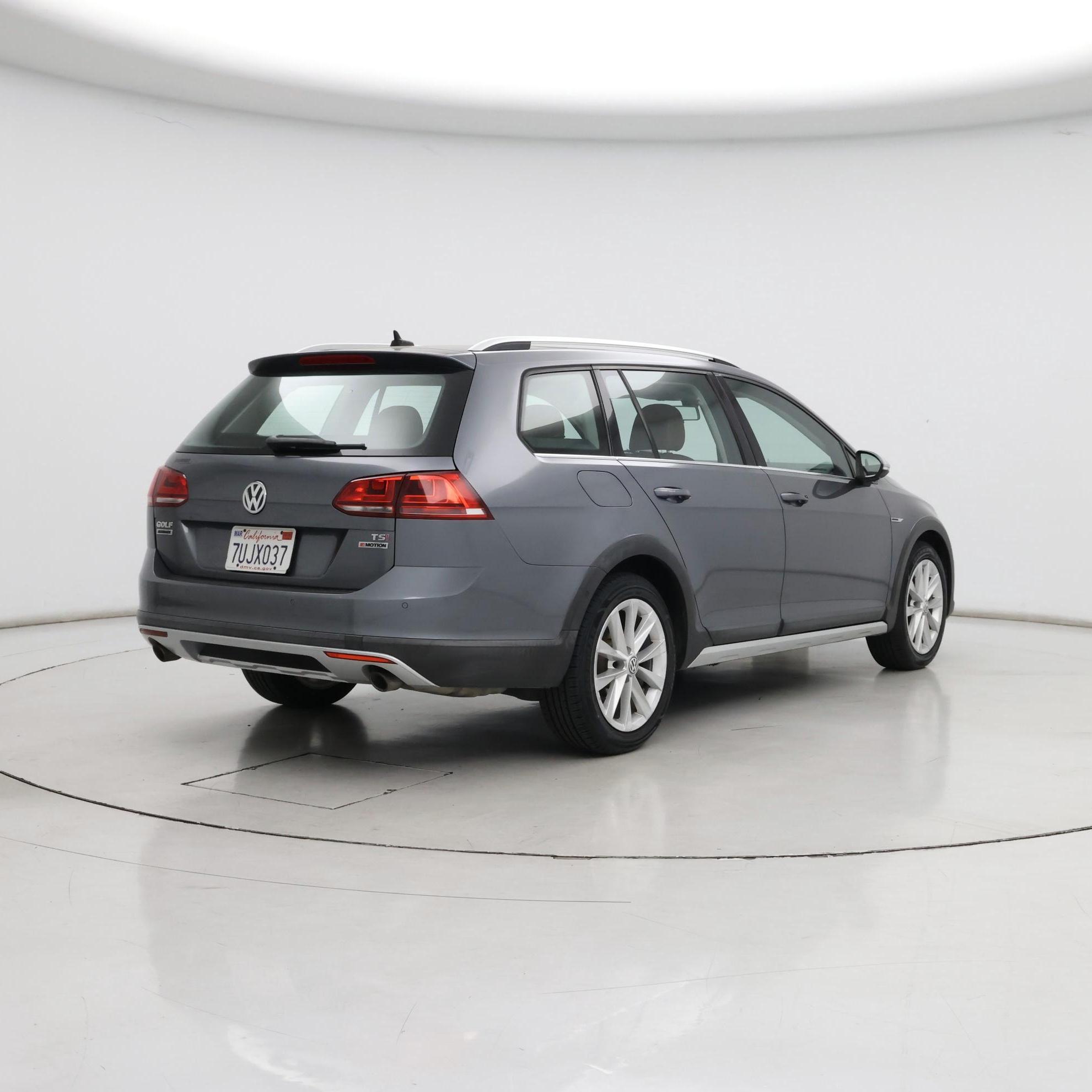 Thumbnail: 2017 Volkswagen Golf - 8
