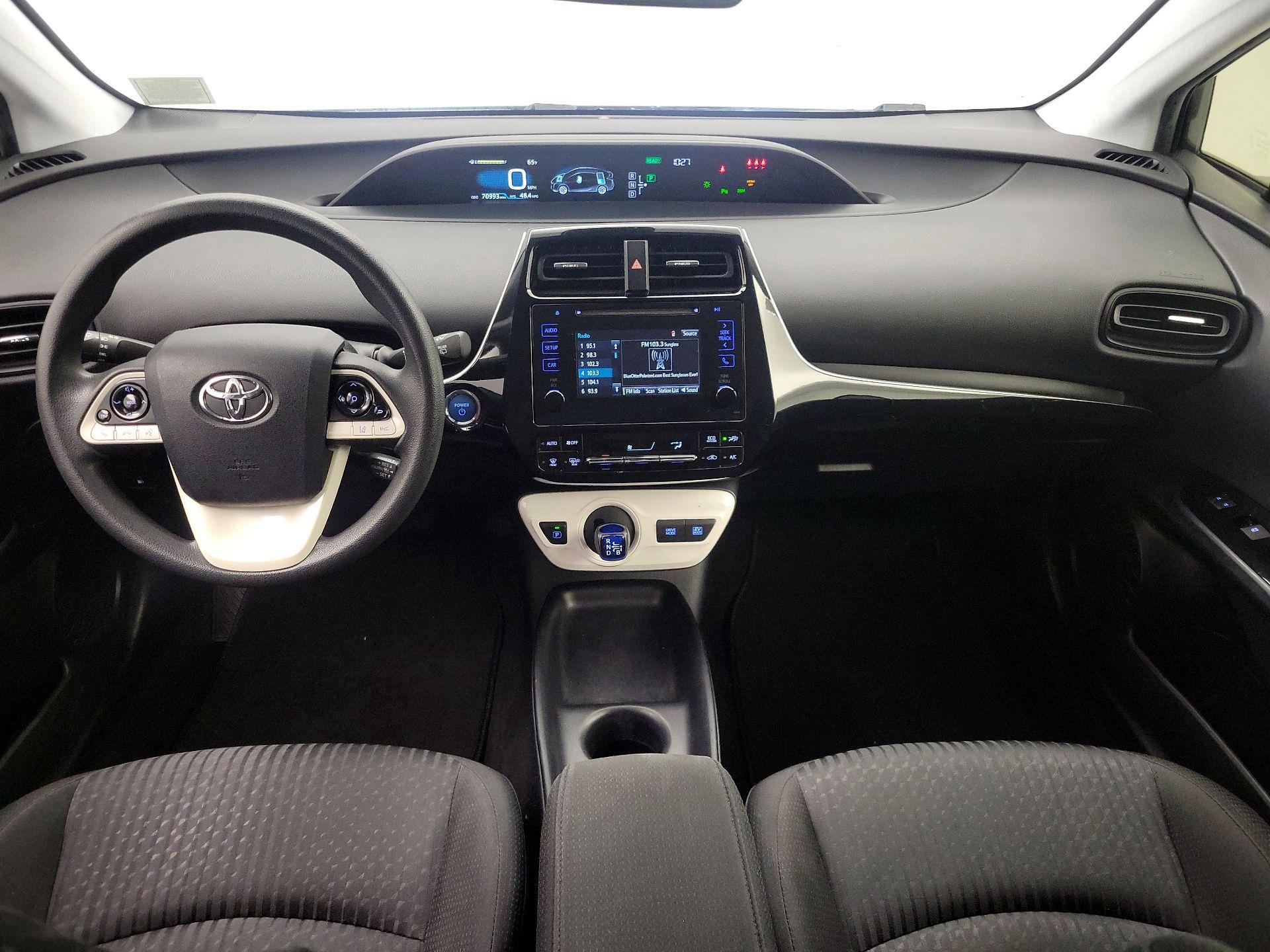 Thumbnail: 2018 Toyota Prius - 9