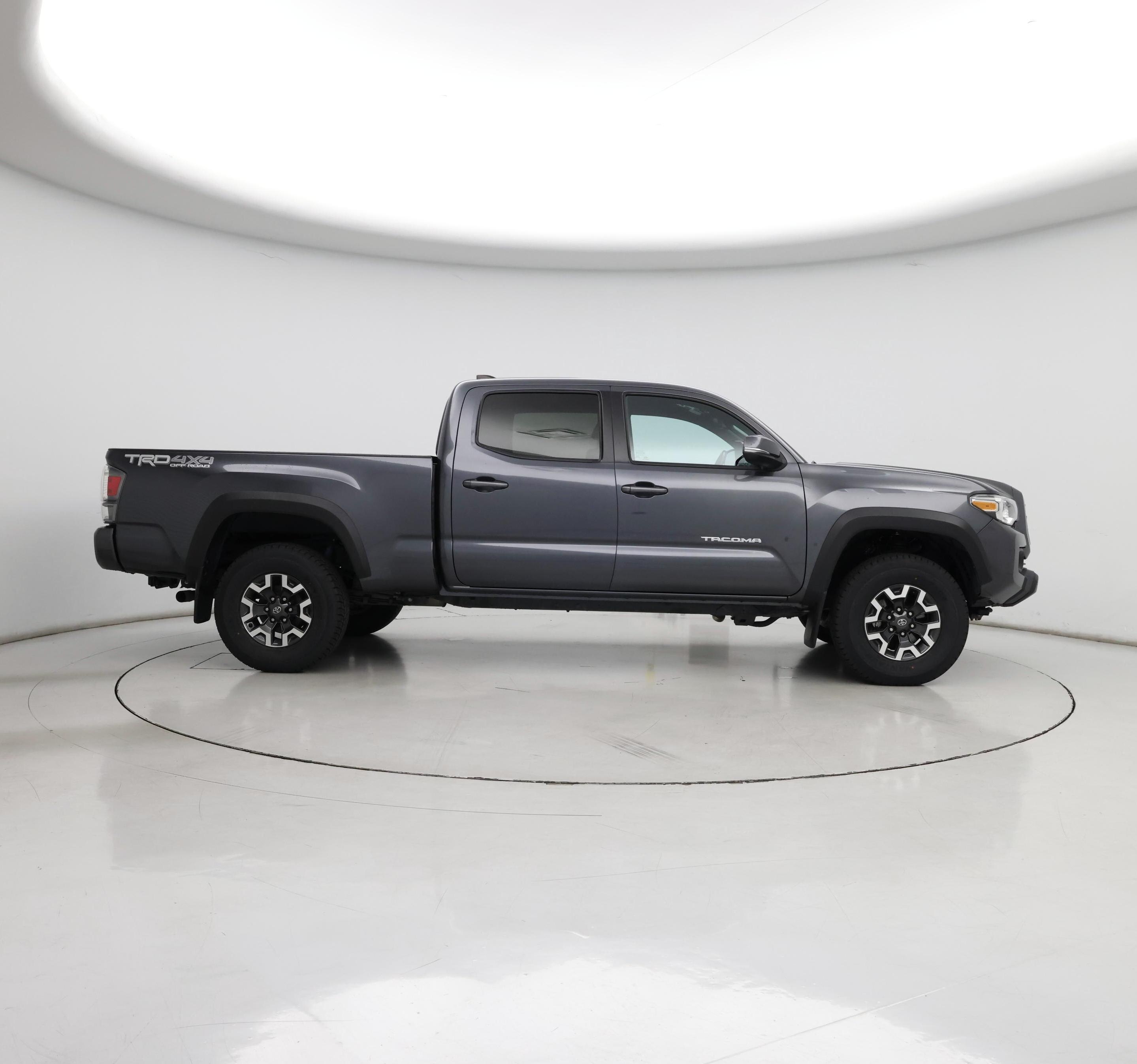 Thumbnail: 2021 Toyota Tacoma - 7