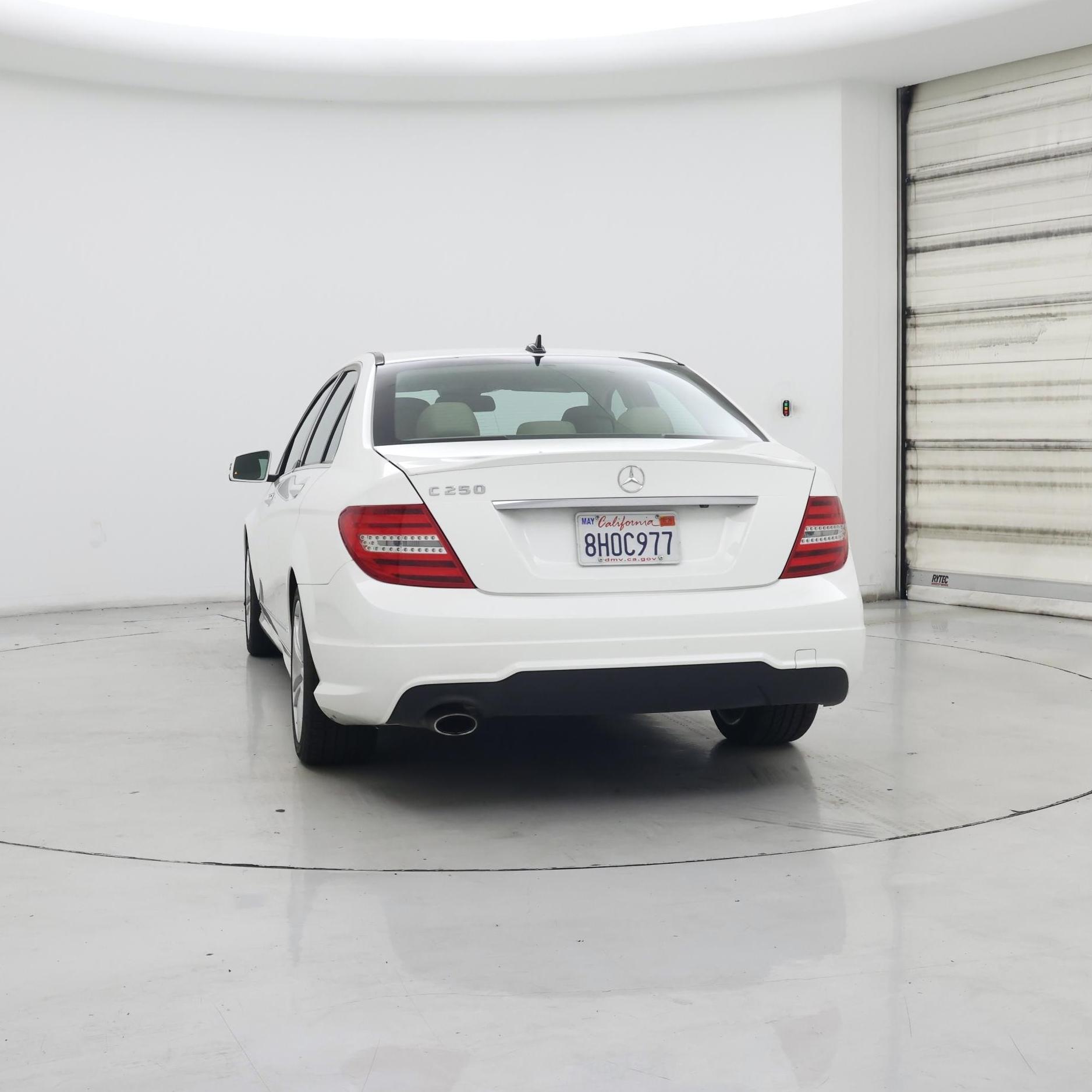 Thumbnail: 2014 Mercedes-Benz C-Class - 6