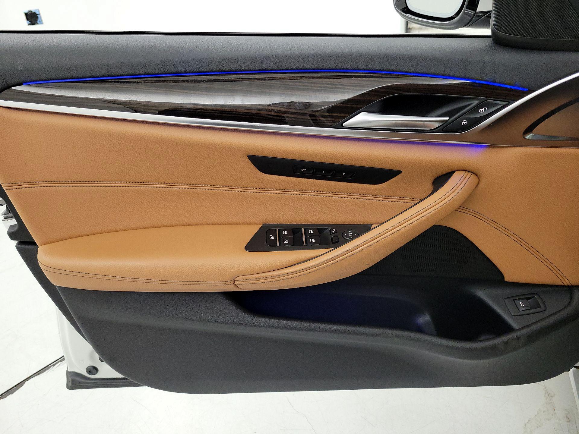 Thumbnail: 2019 BMW 5 Series - 12