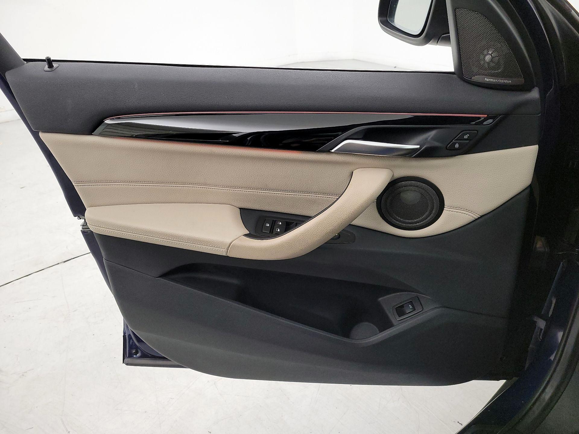 Thumbnail: 2019 BMW X1 - 12