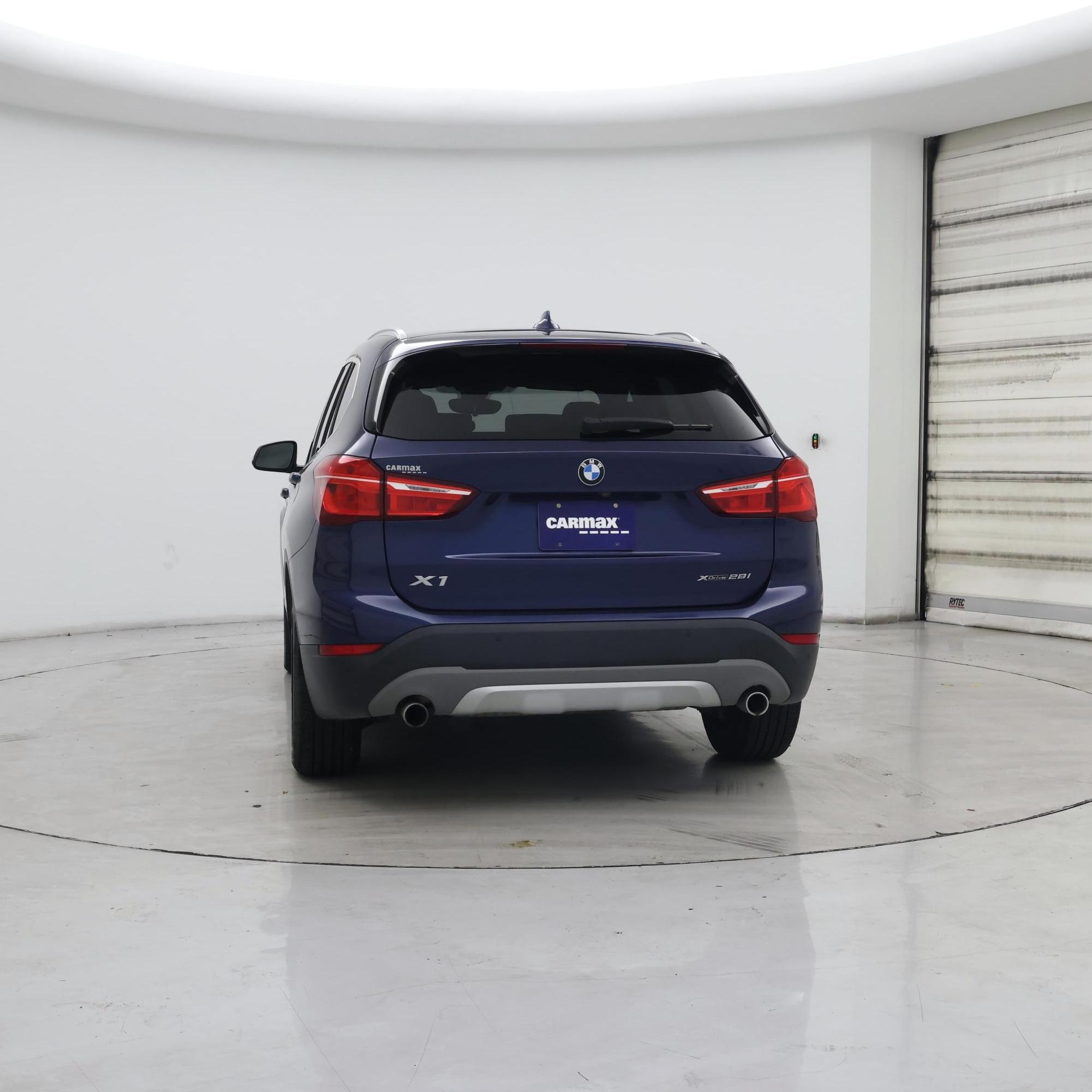 Thumbnail: 2019 BMW X1 - 6
