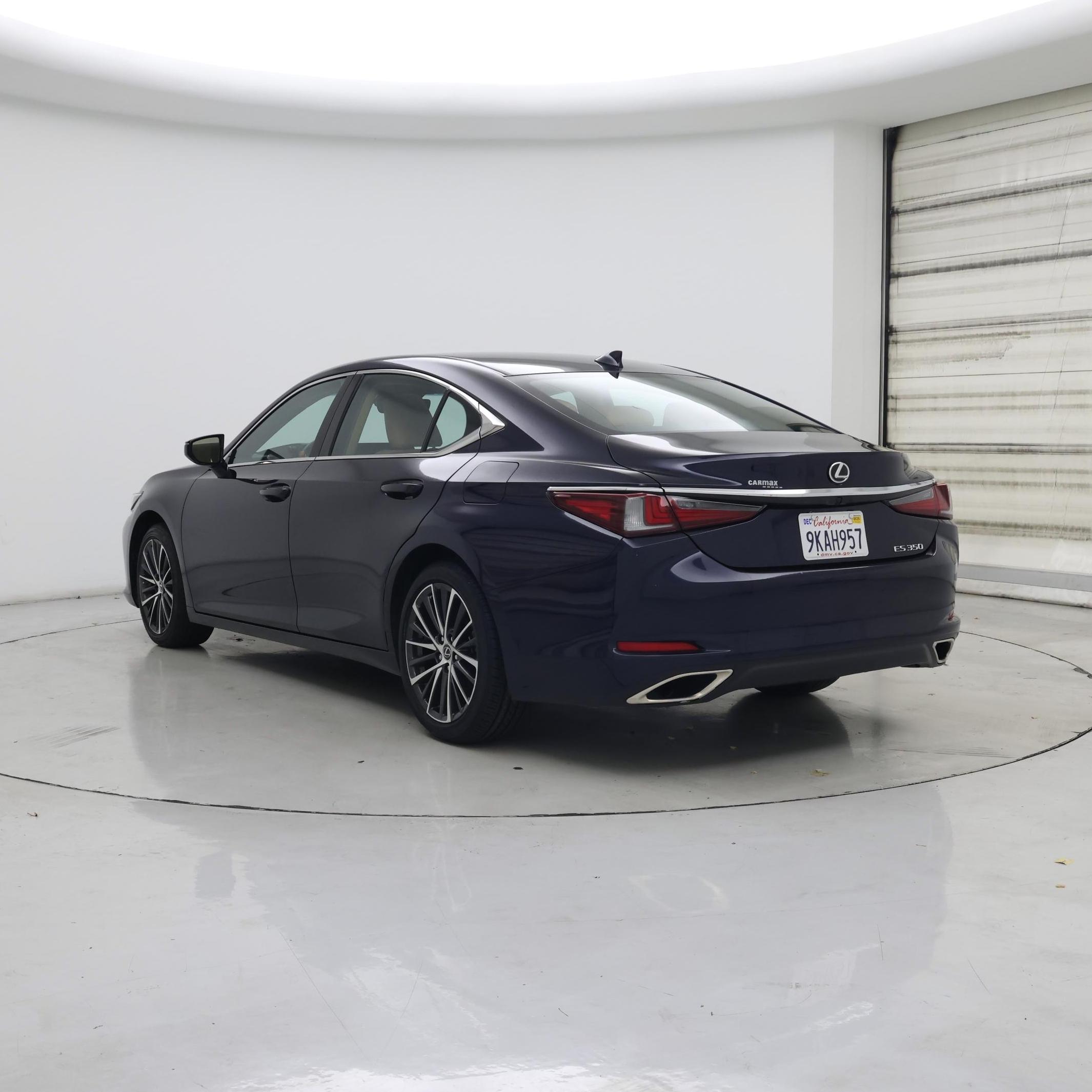 Thumbnail: 2024 Lexus ES - 2