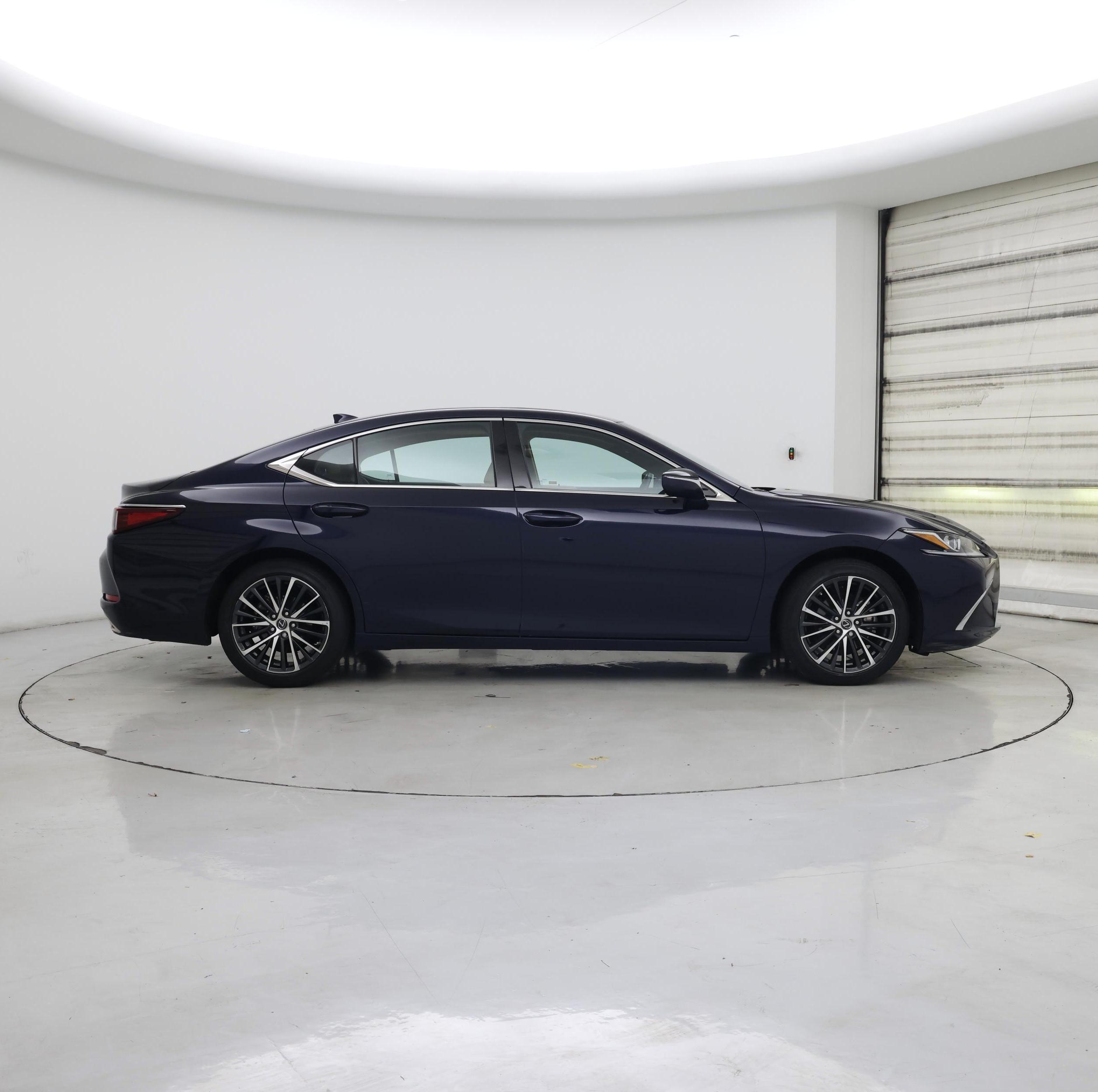 Thumbnail: 2024 Lexus ES - 7