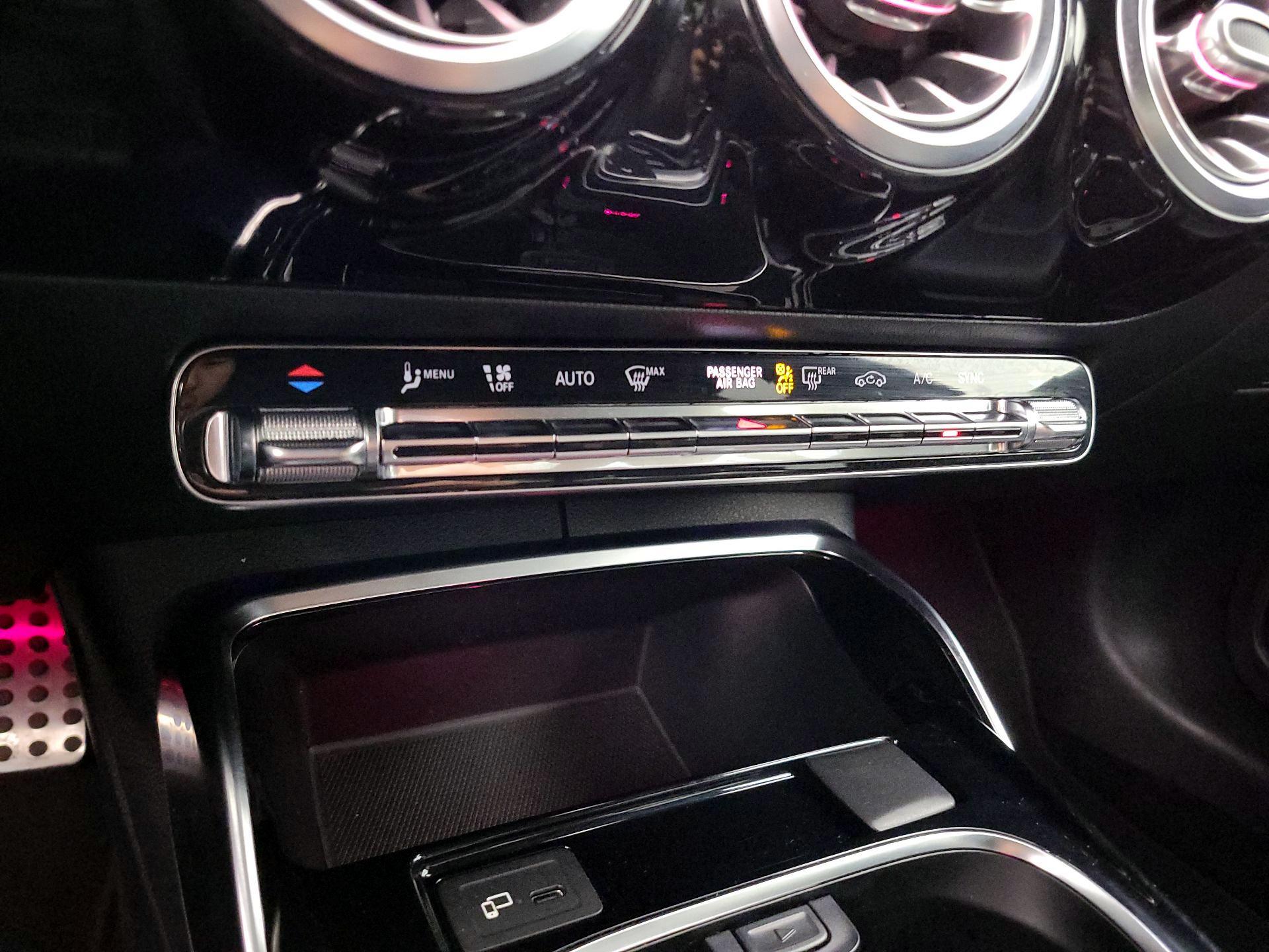 Thumbnail: 2020 Mercedes-Benz CLA - 16