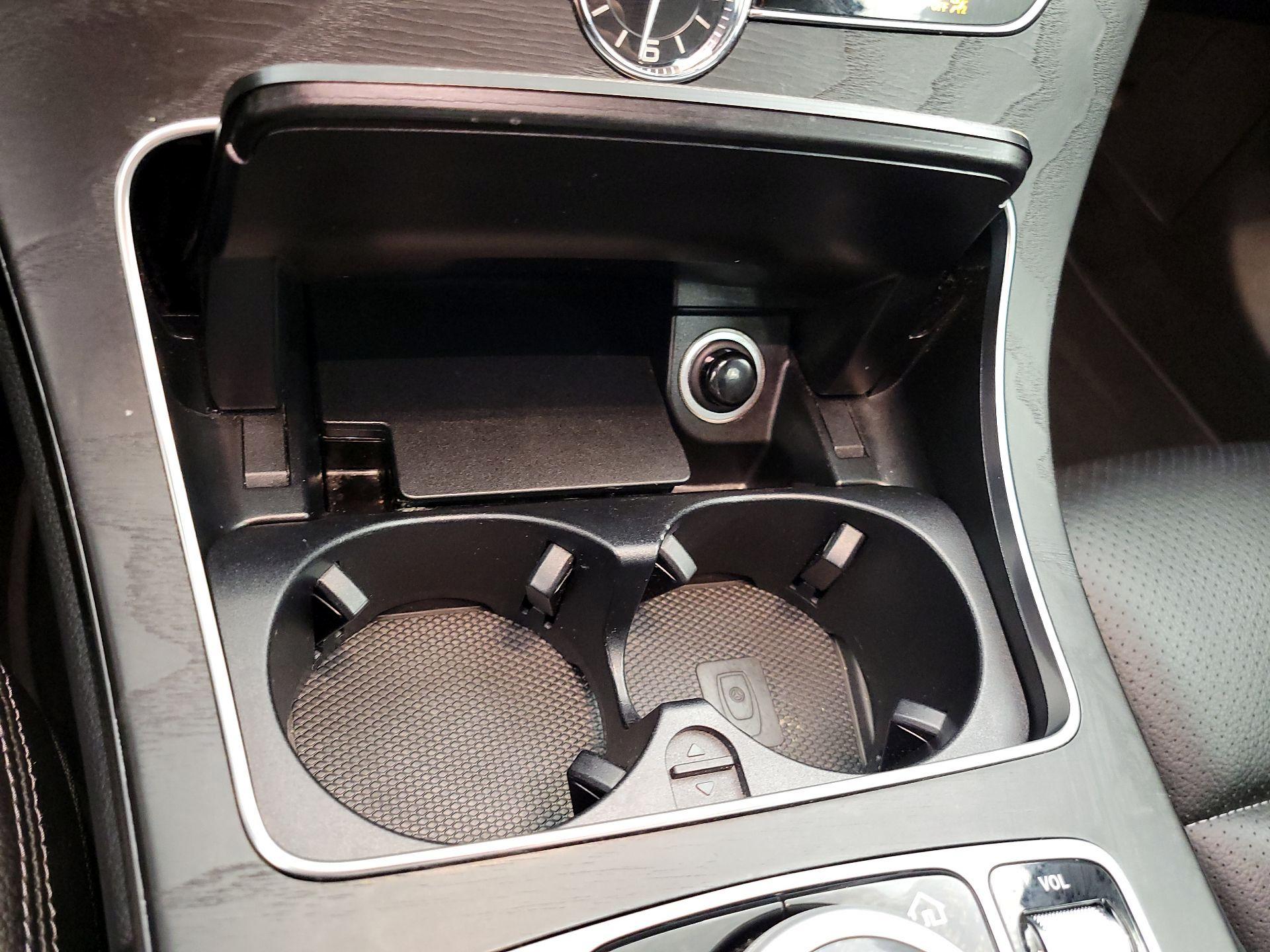 Thumbnail: 2019 Mercedes-Benz C-Class - 18