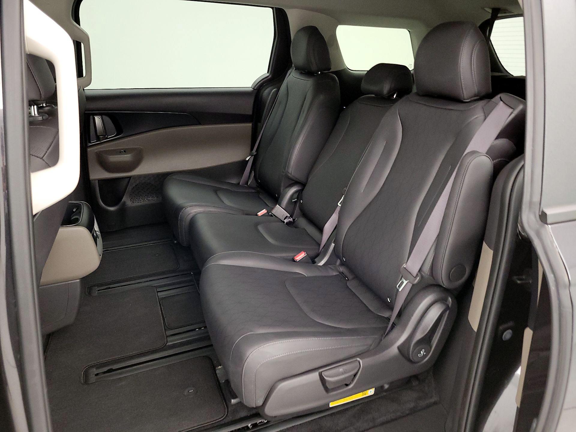 Thumbnail: 2025 Kia Carnival - 20