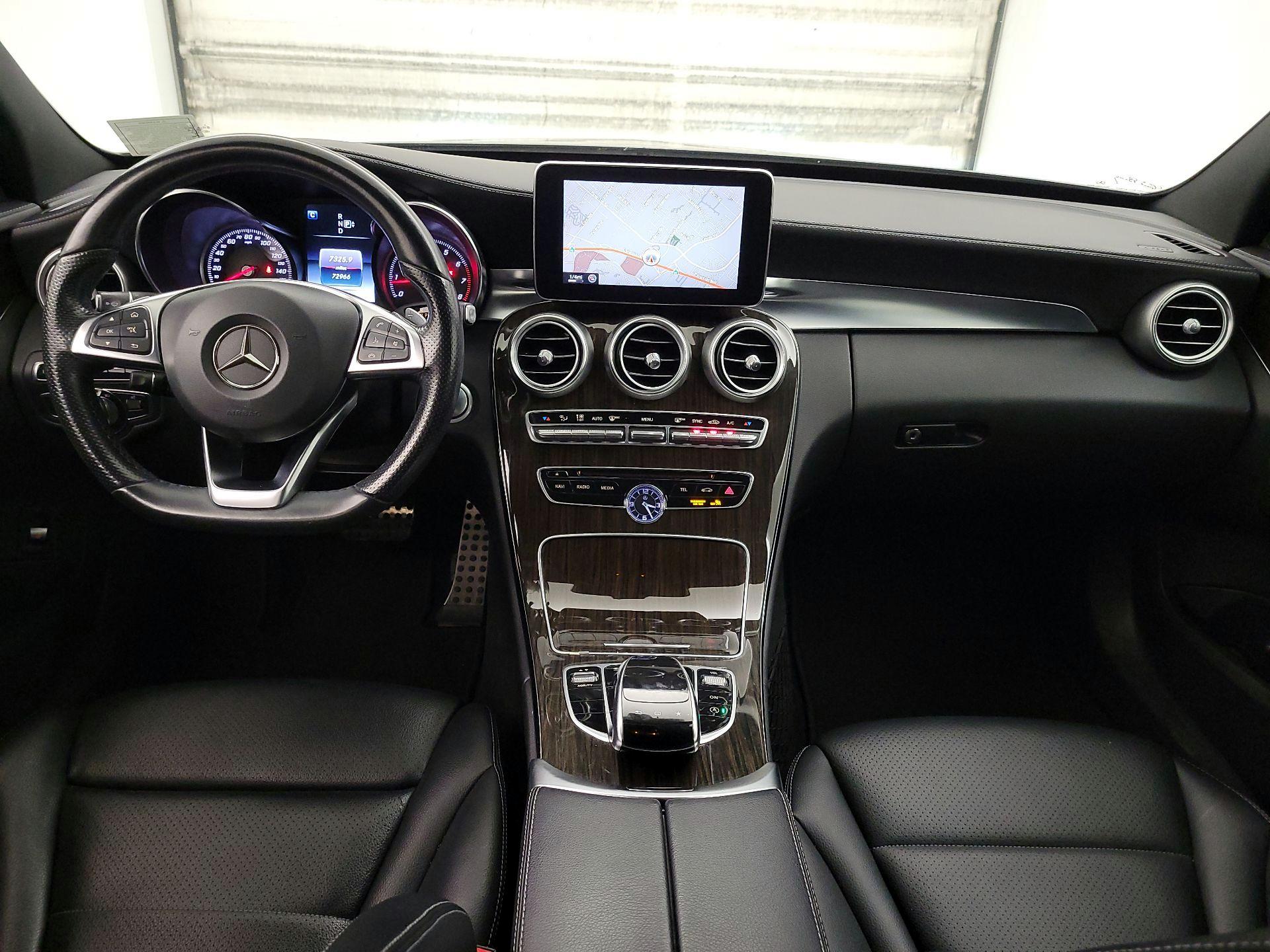 Thumbnail: 2015 Mercedes-Benz C-Class - 9