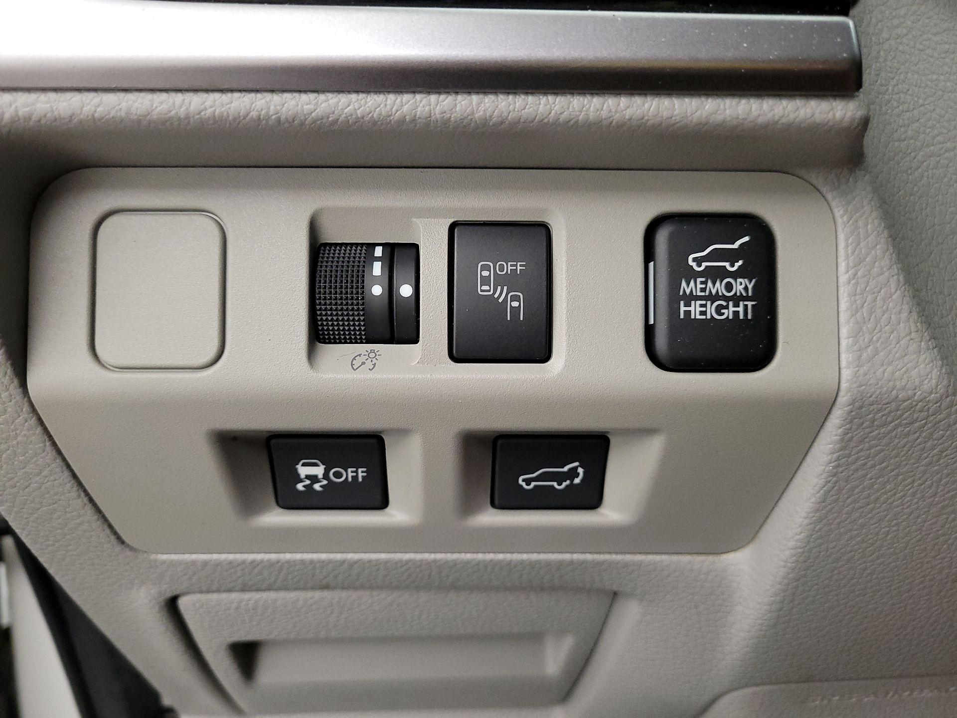 Thumbnail: 2017 Subaru Forester - 13