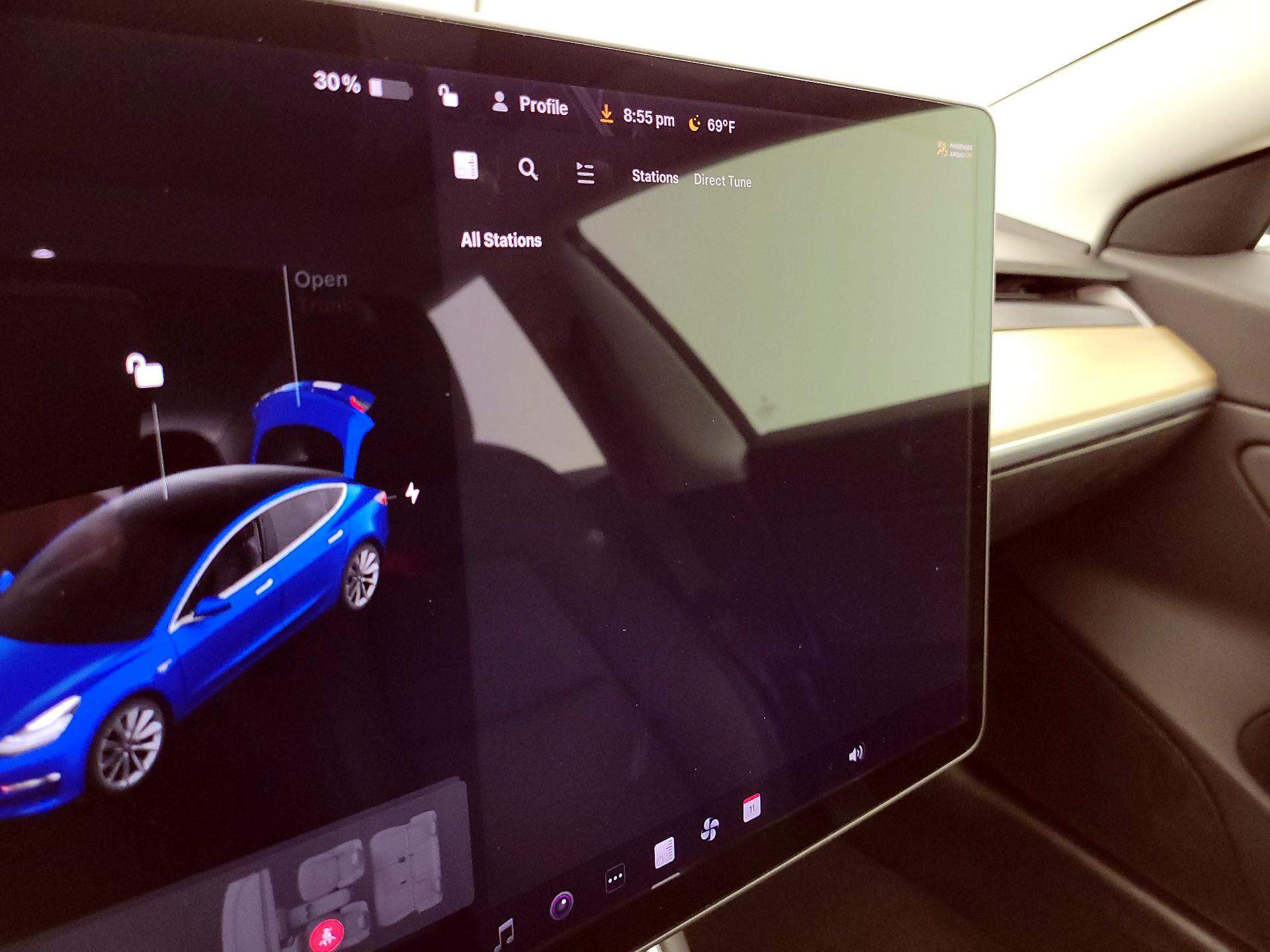 Thumbnail: 2018 Tesla Model 3 - 15