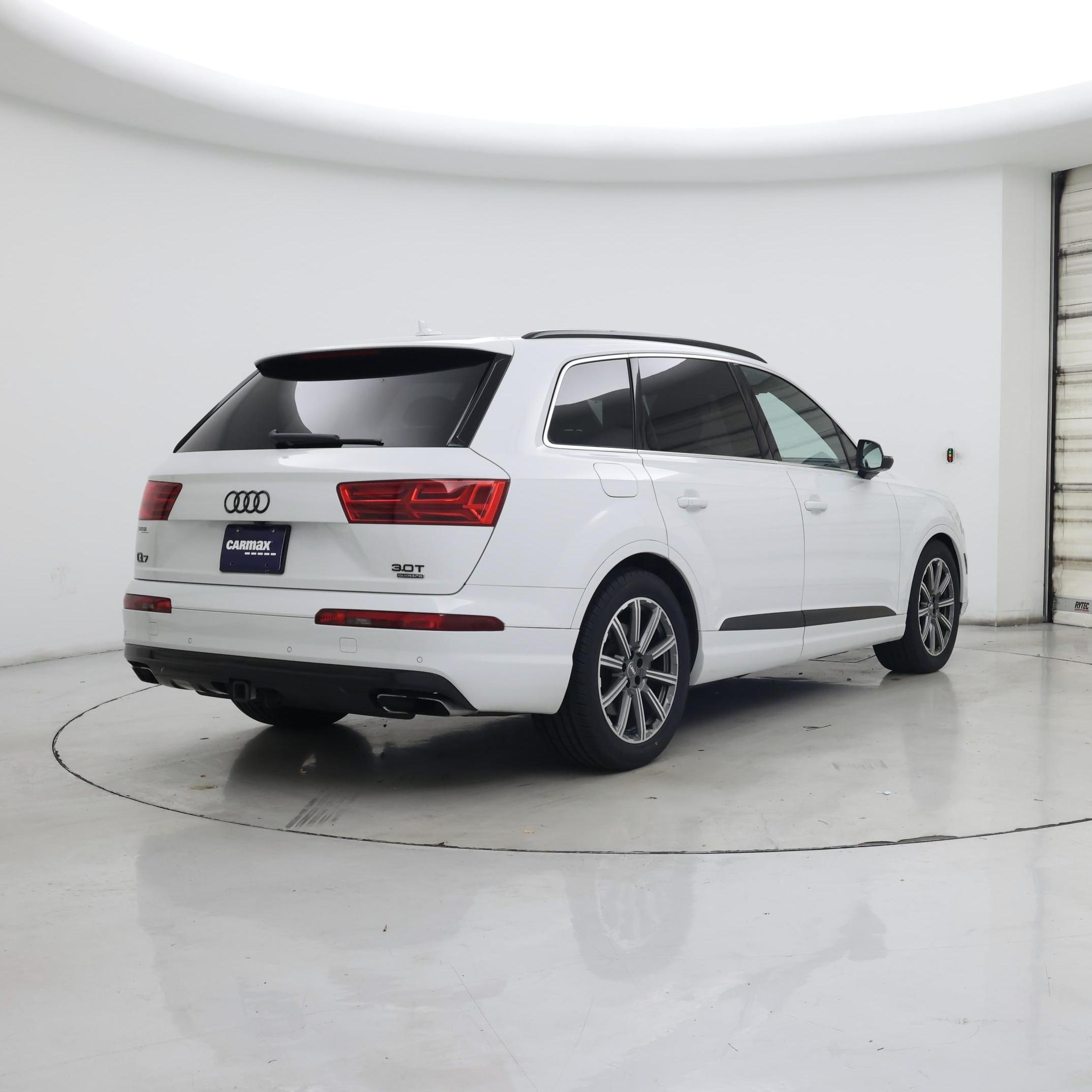 Thumbnail: 2018 Audi Q7 - 8