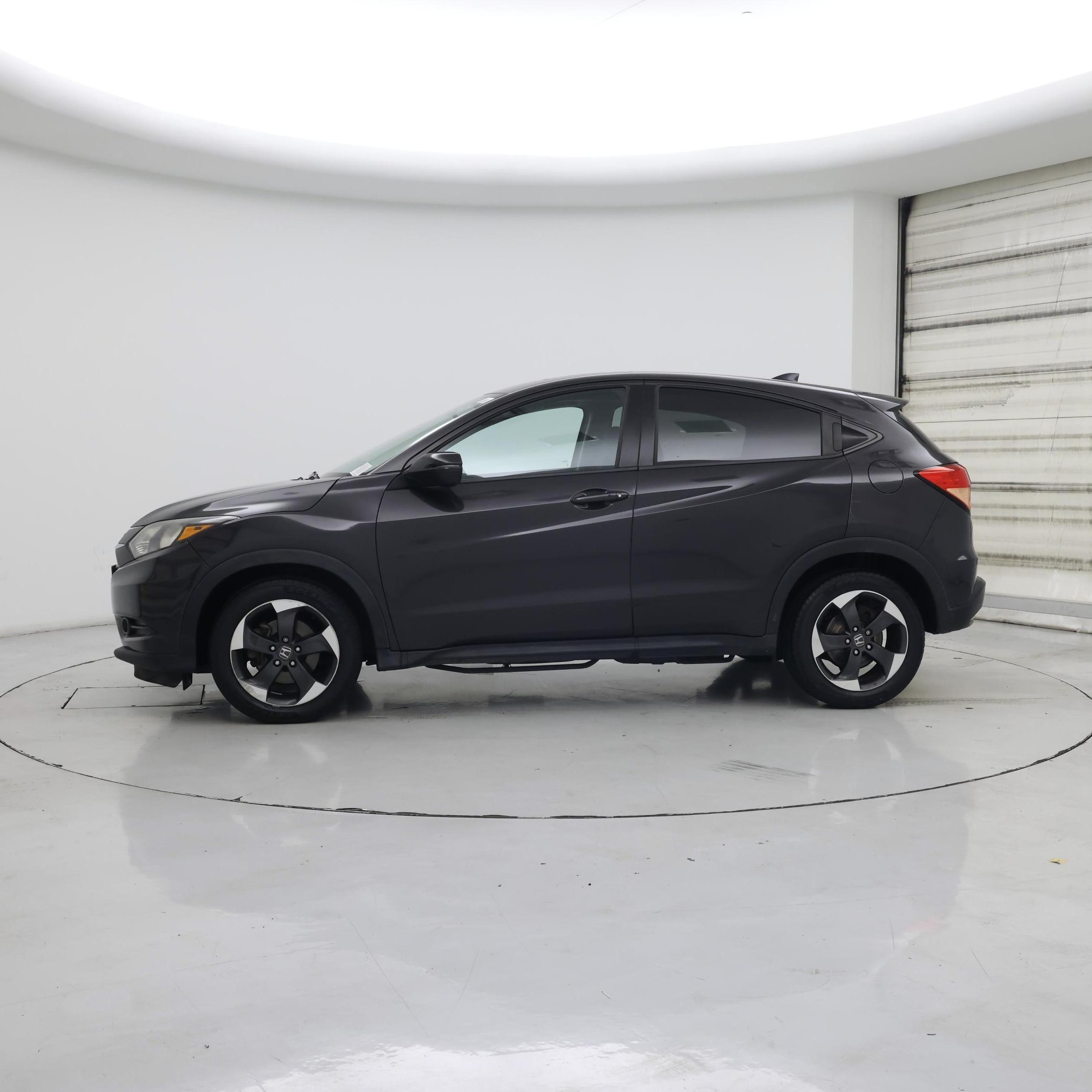 Thumbnail: 2018 Honda HR-V - 3