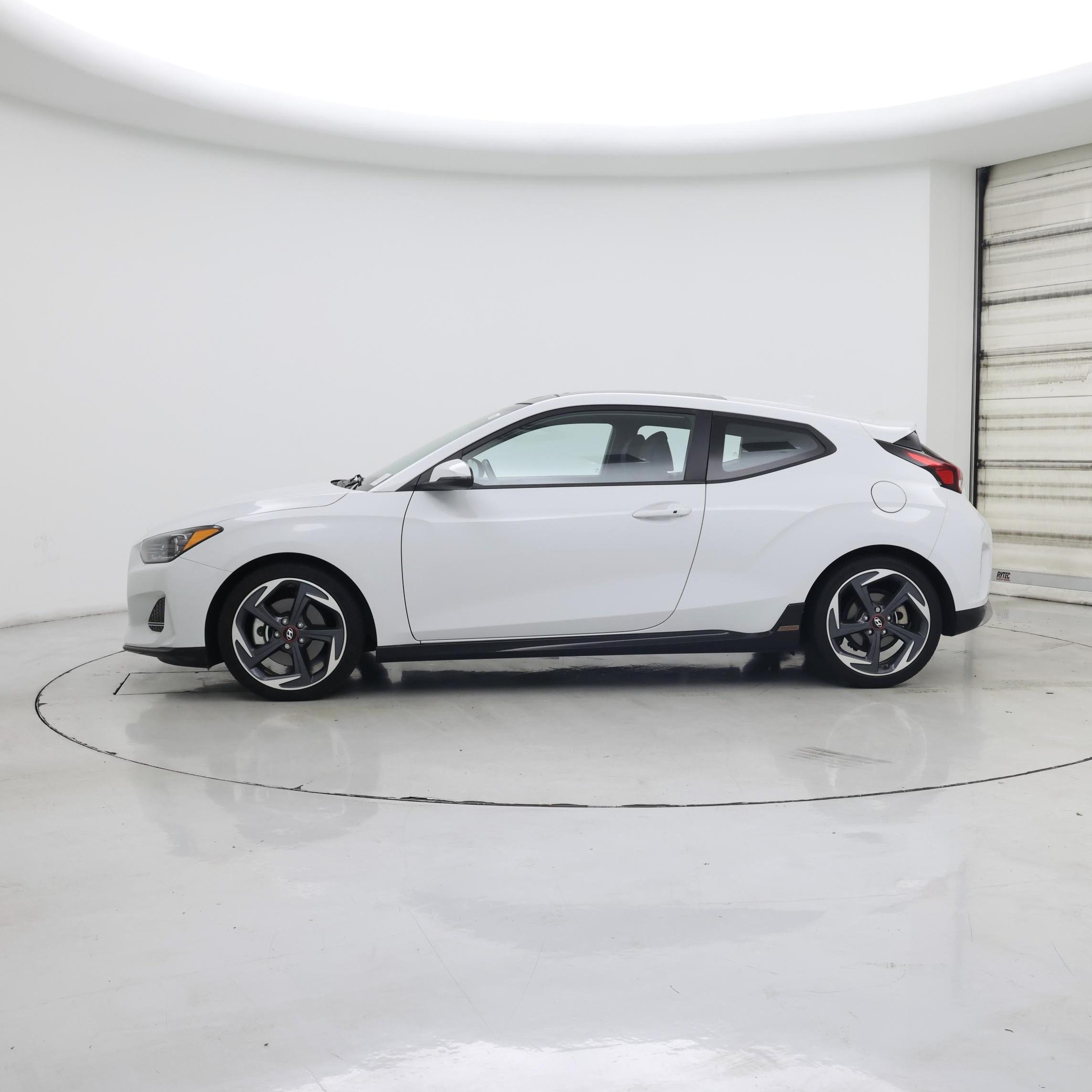 Thumbnail: 2020 Hyundai Veloster - 3