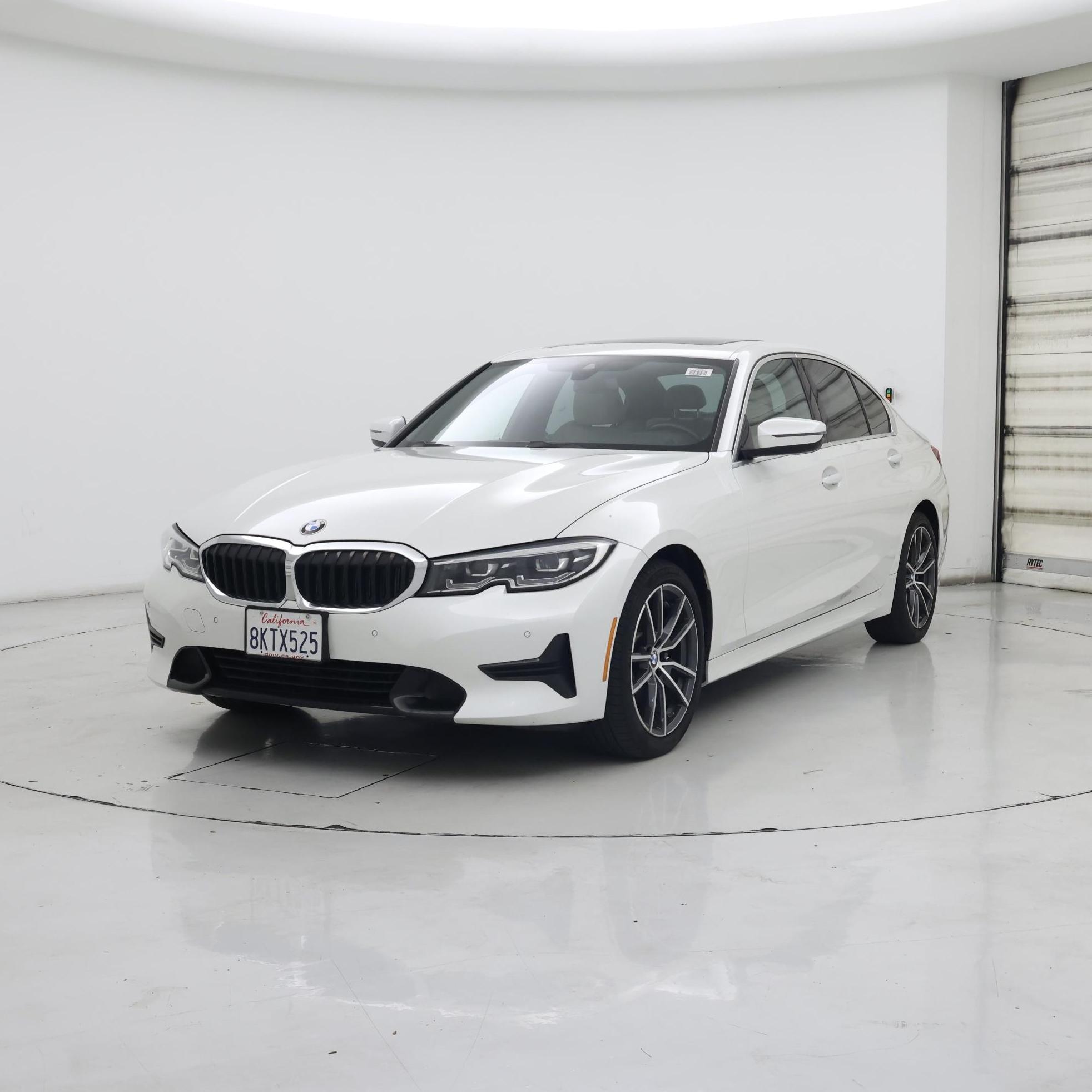 Thumbnail: 2019 BMW 3 Series - 4