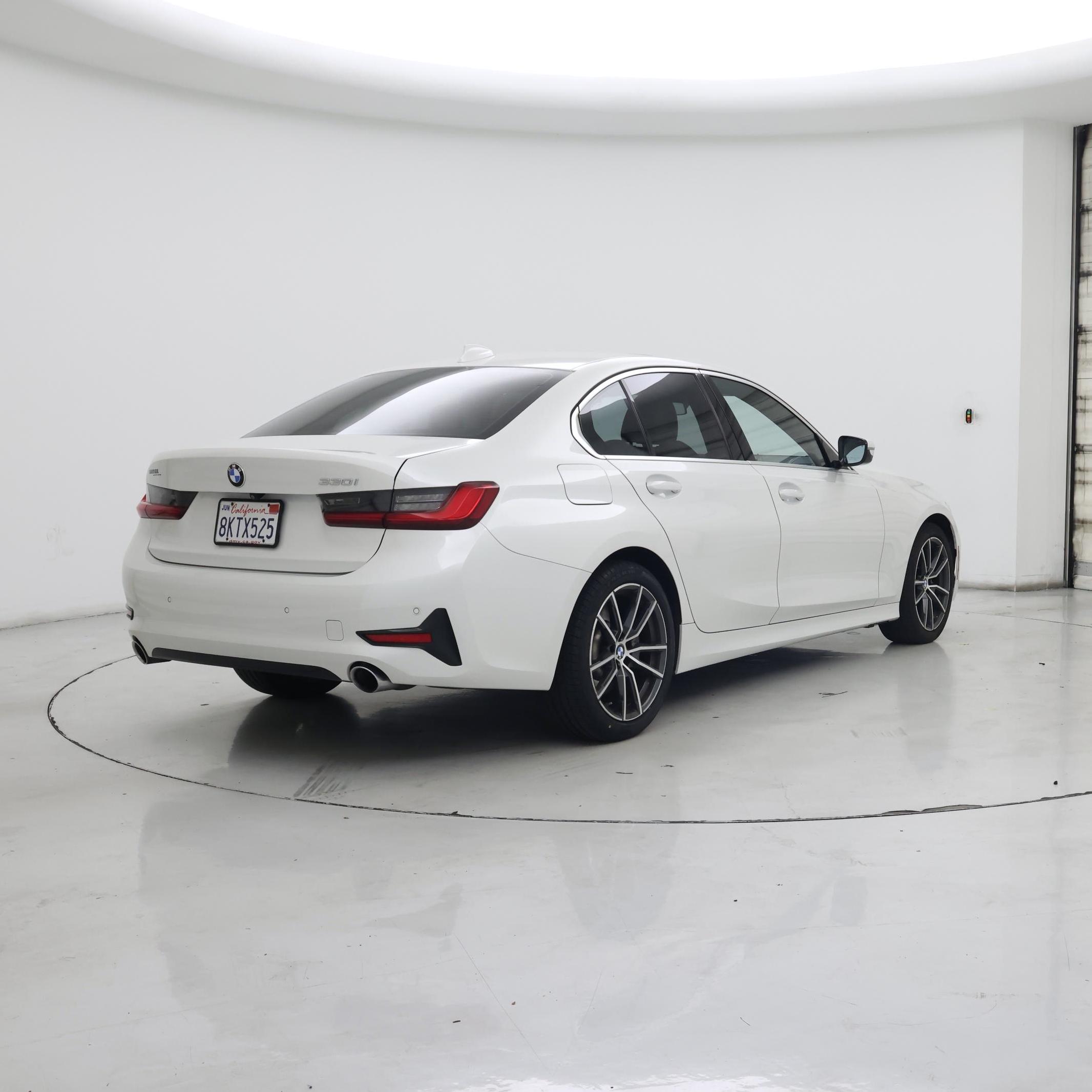Thumbnail: 2019 BMW 3 Series - 8