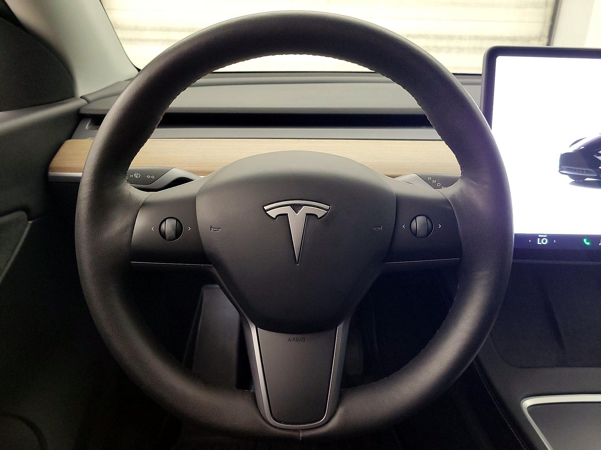 Thumbnail: 2022 Tesla Model Y - 10
