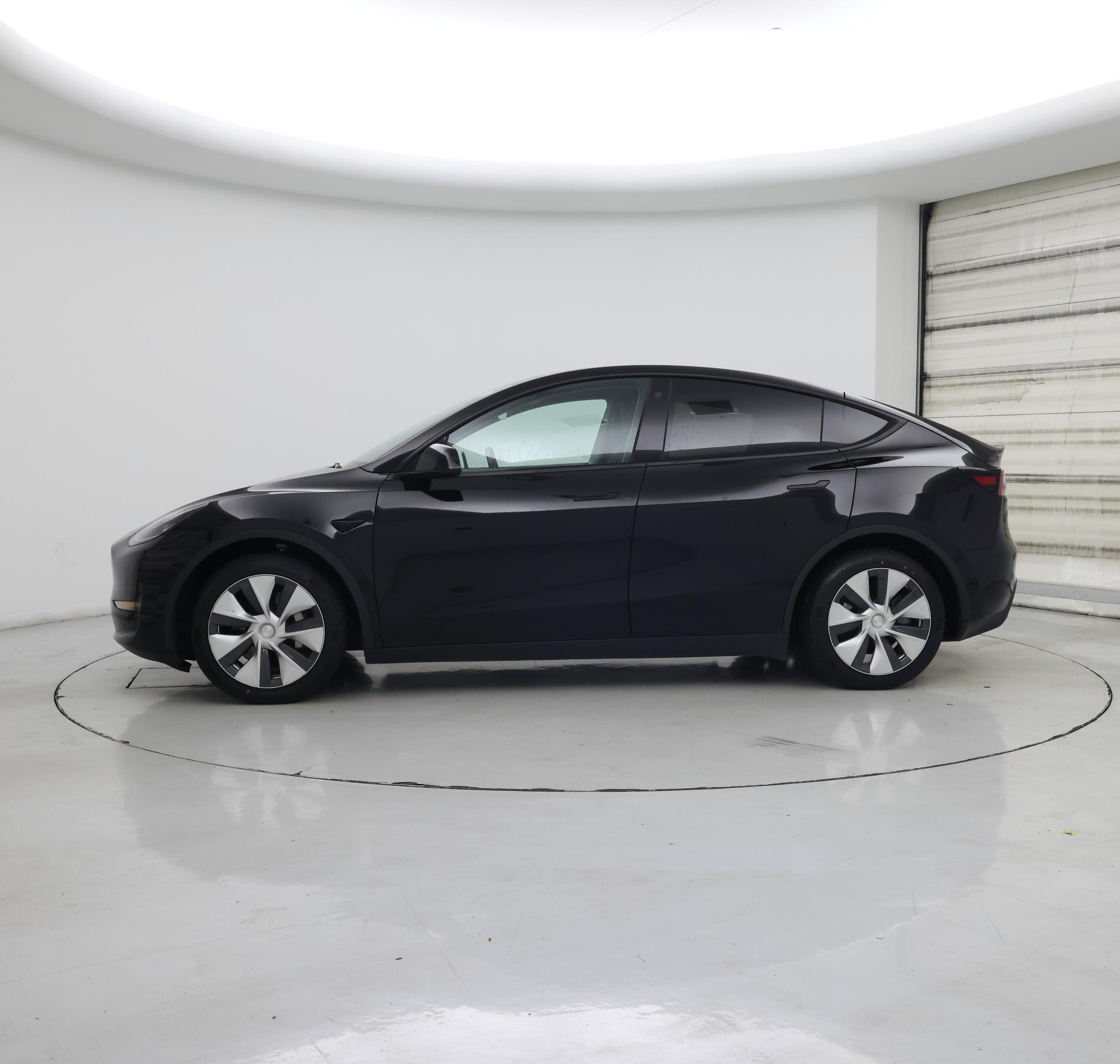 Thumbnail: 2022 Tesla Model Y - 3
