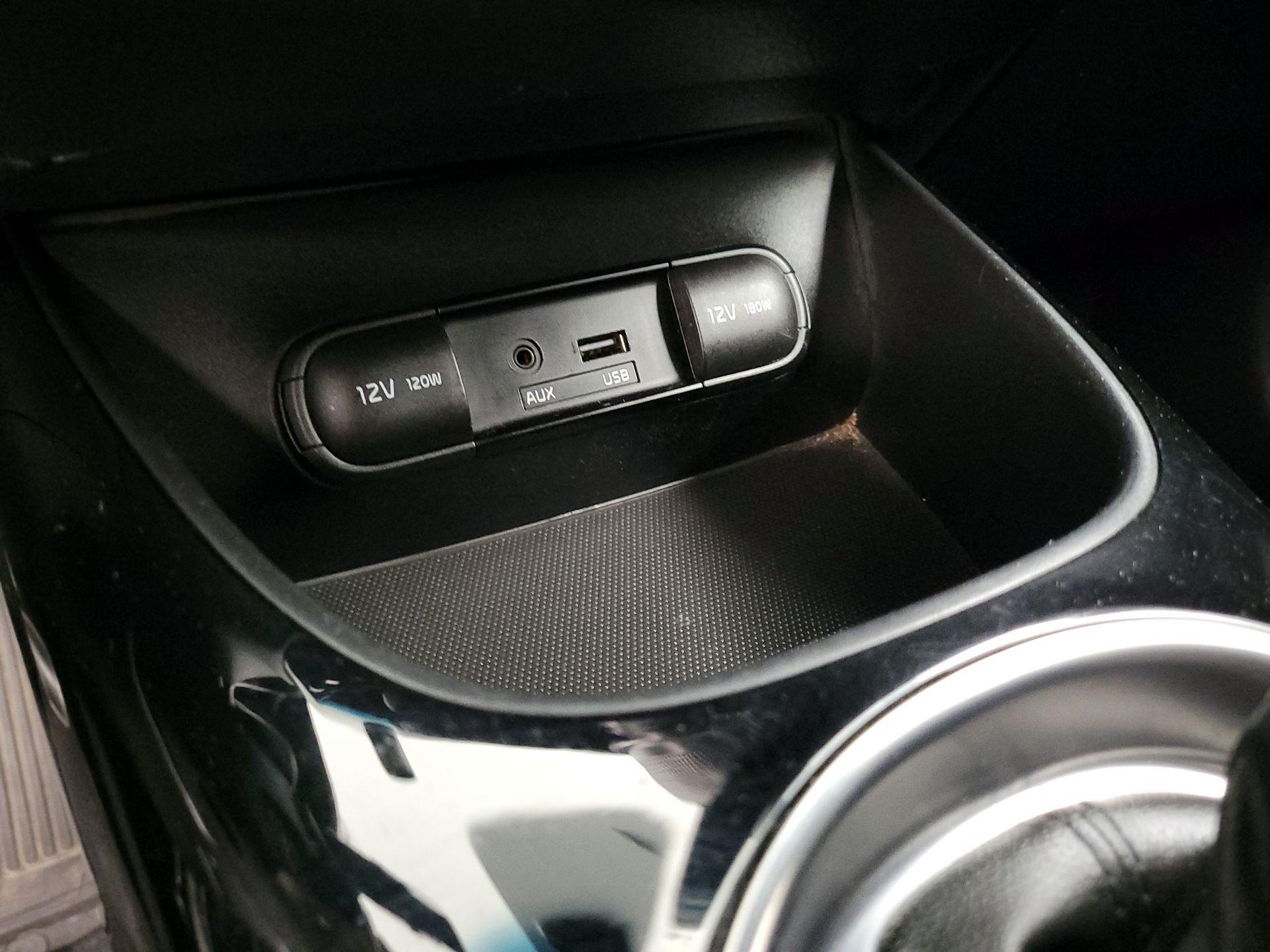 Thumbnail: 2014 Kia Soul - 19