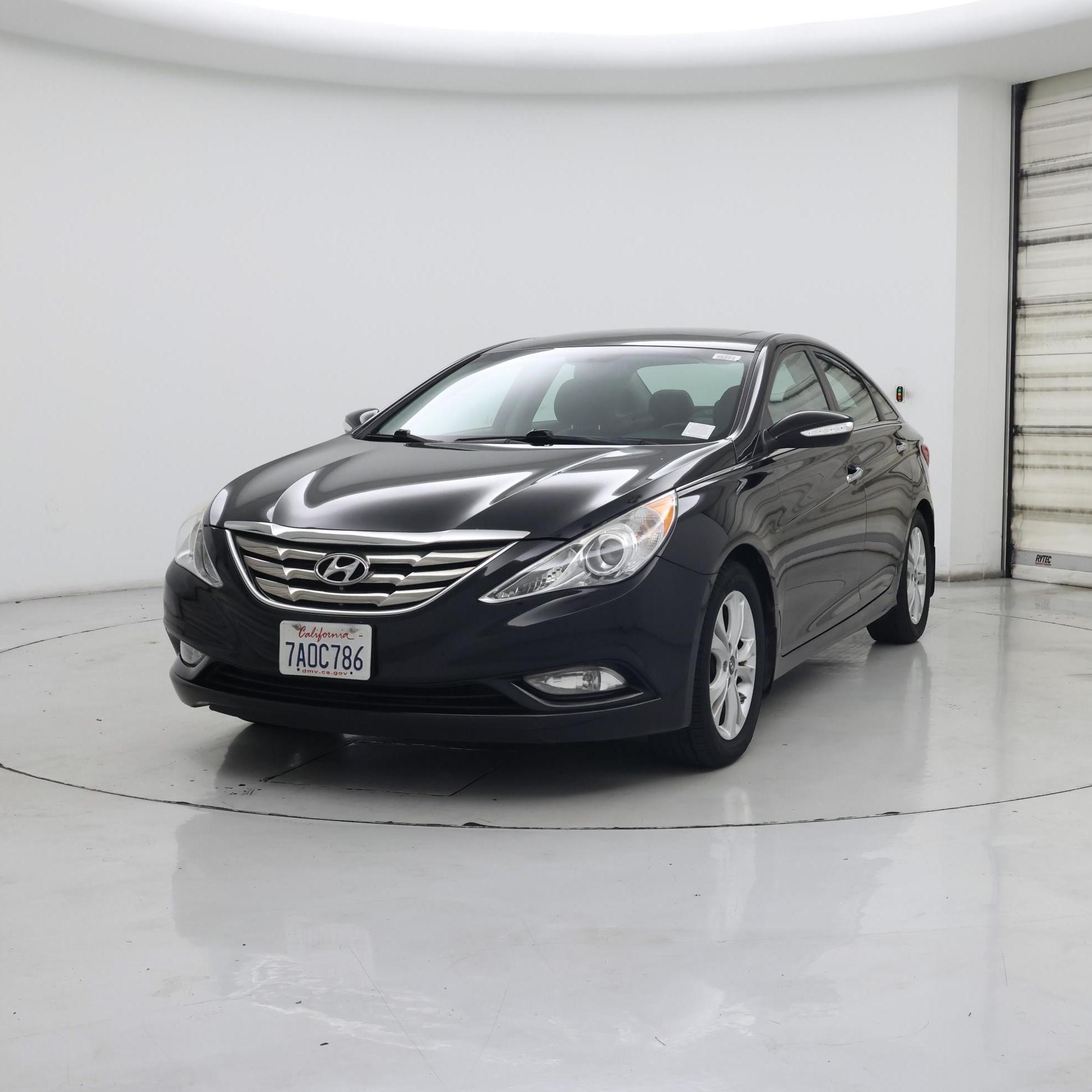 Thumbnail: 2013 Hyundai Sonata - 4