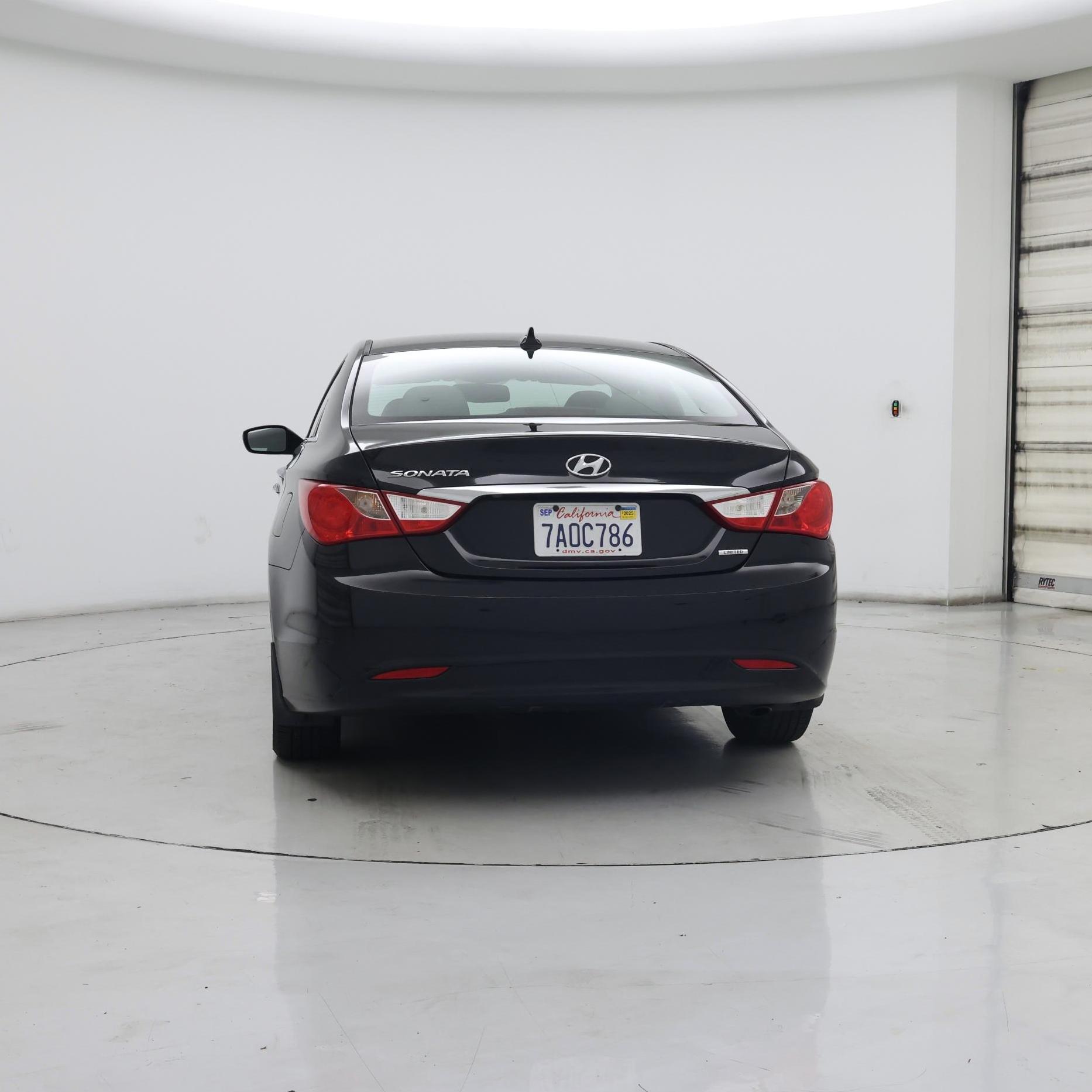 Thumbnail: 2013 Hyundai Sonata - 6