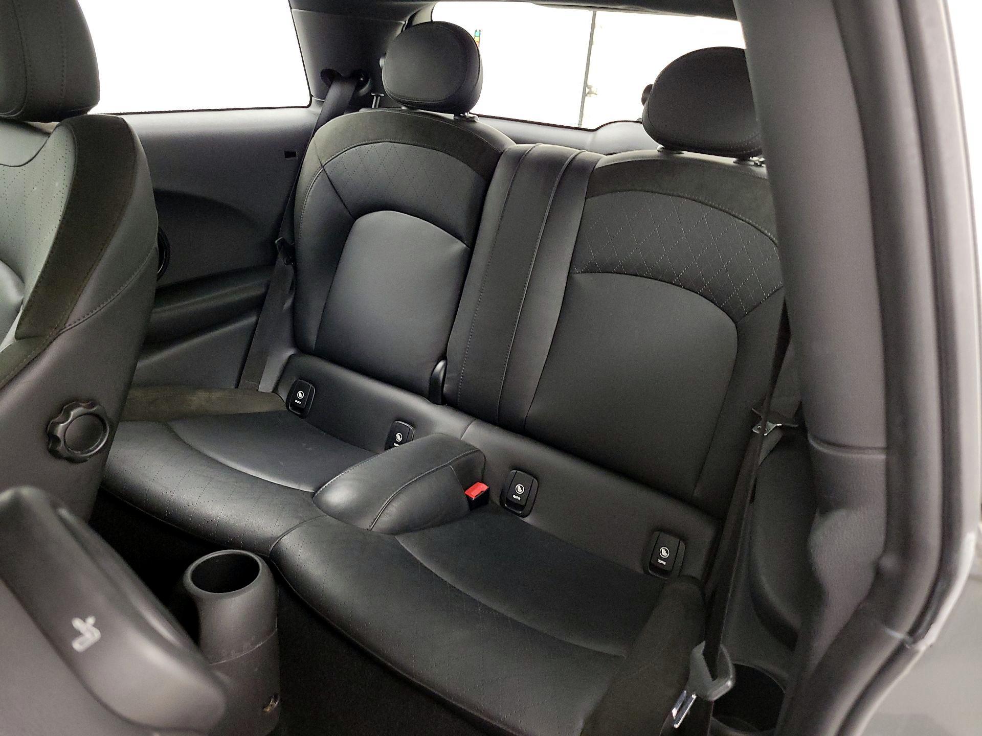 Thumbnail: 2019 MINI Cooper Hardtop - 19