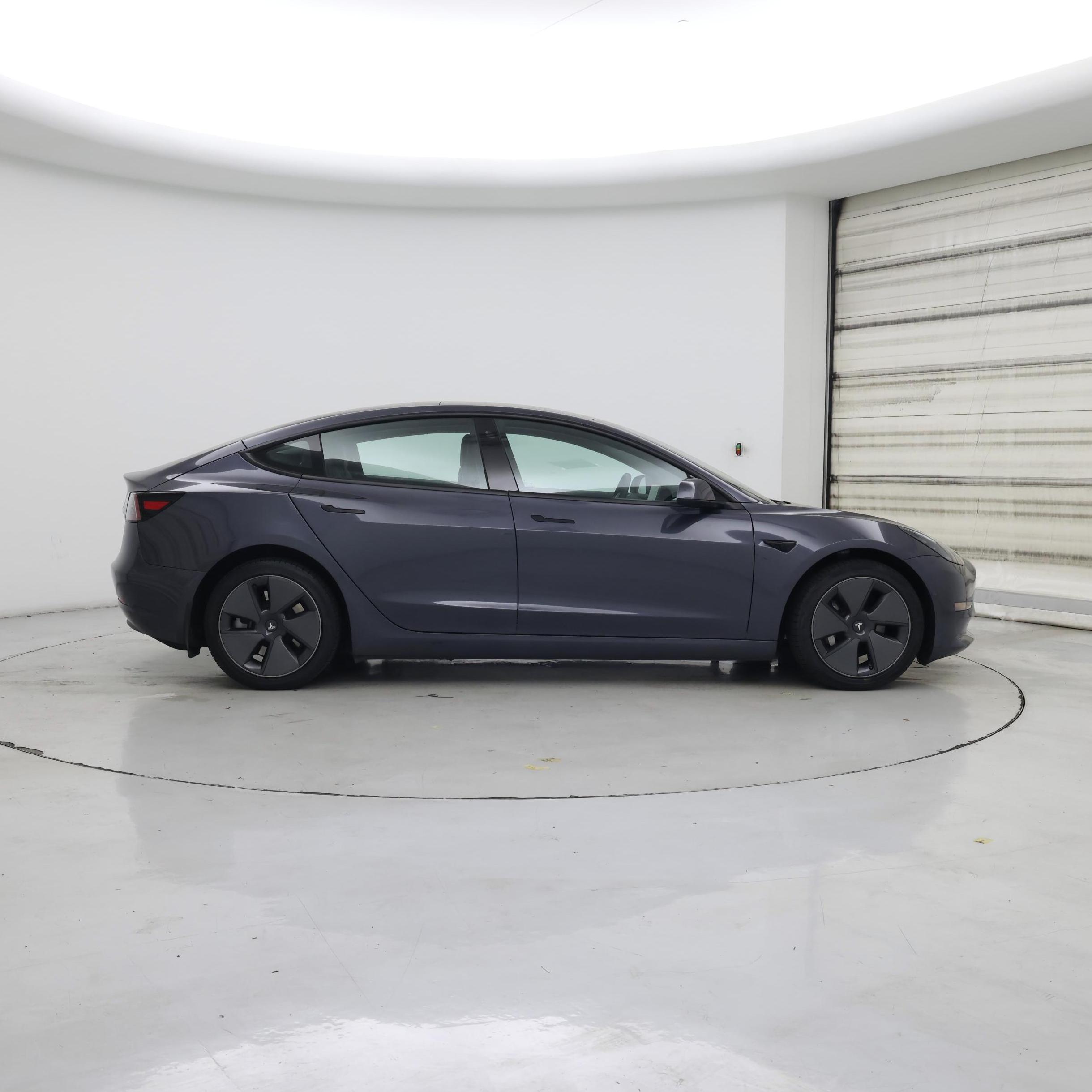 Thumbnail: 2022 Tesla Model 3 - 7
