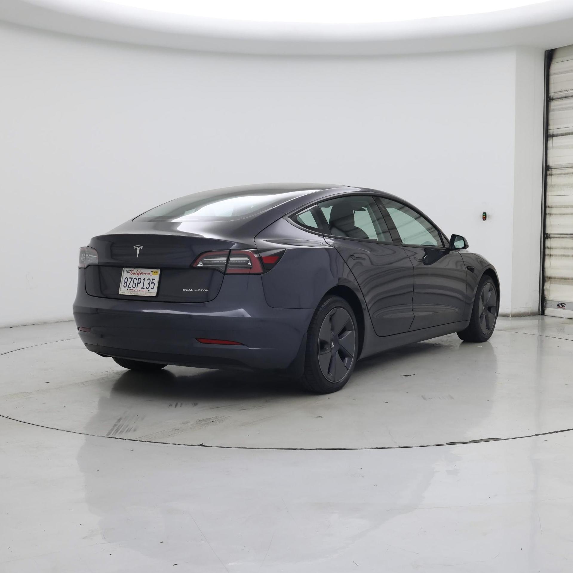 Thumbnail: 2022 Tesla Model 3 - 8