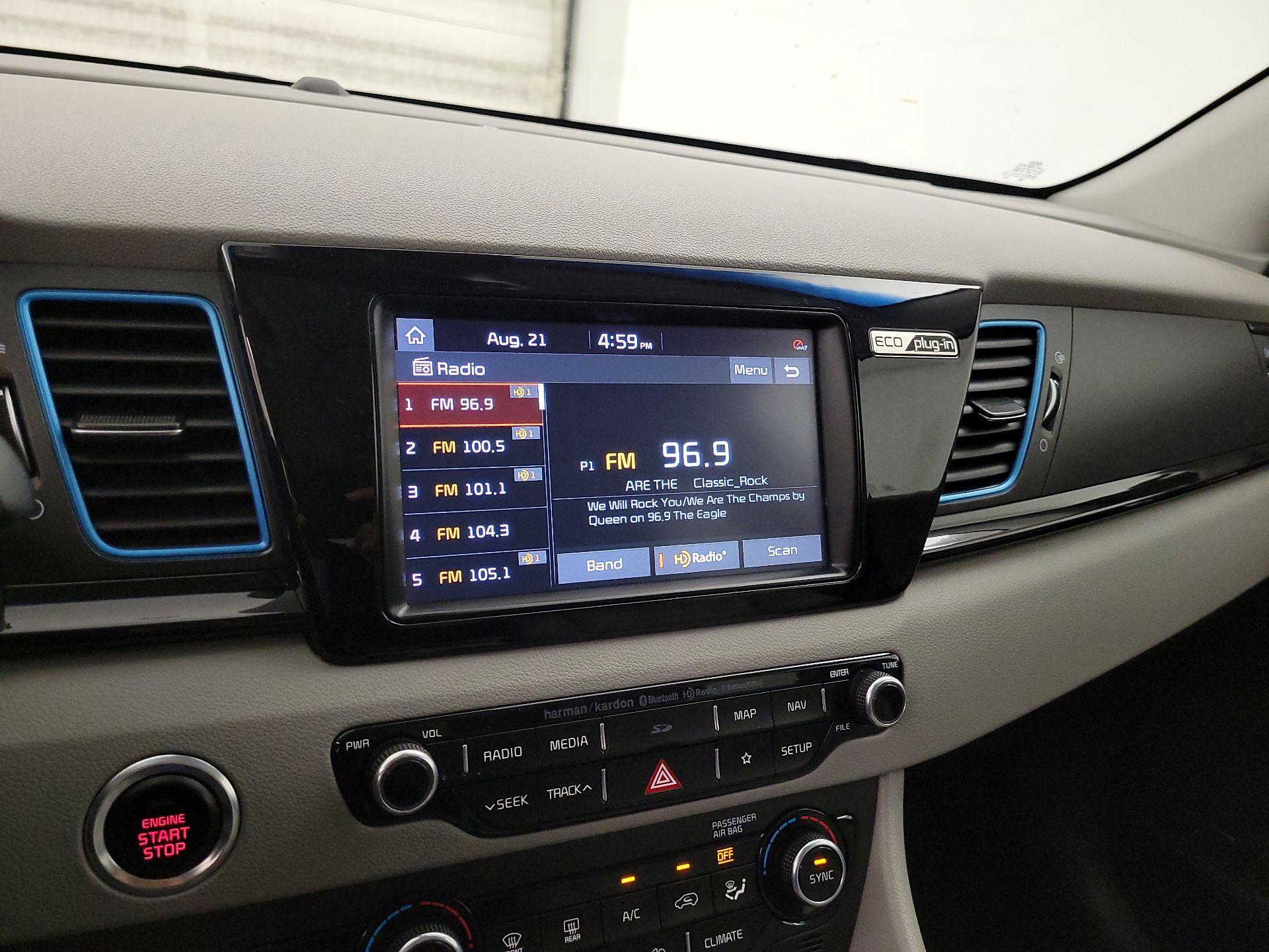 Thumbnail: 2019 Kia Niro - 16