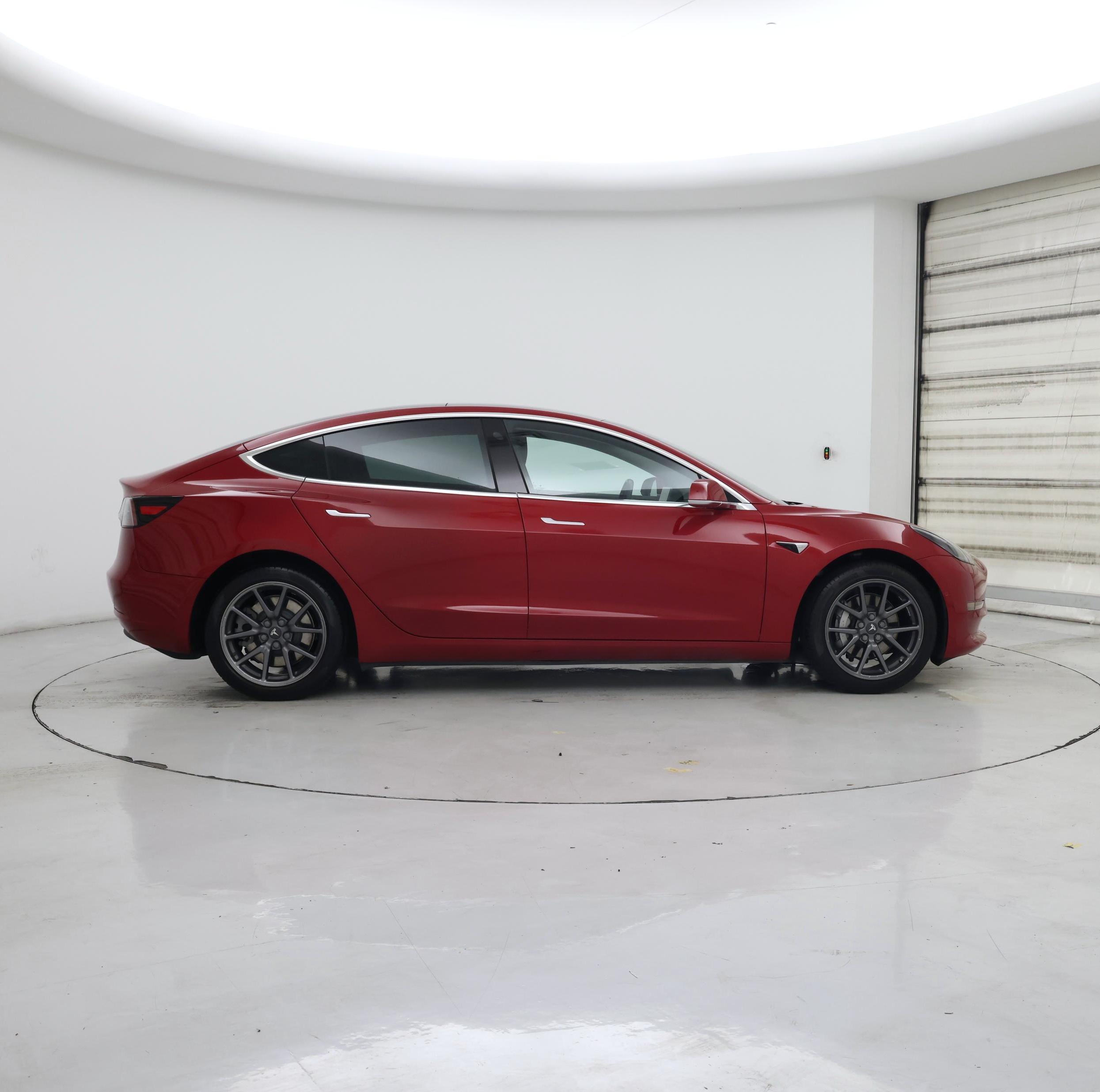 Thumbnail: 2019 Tesla Model 3 - 7