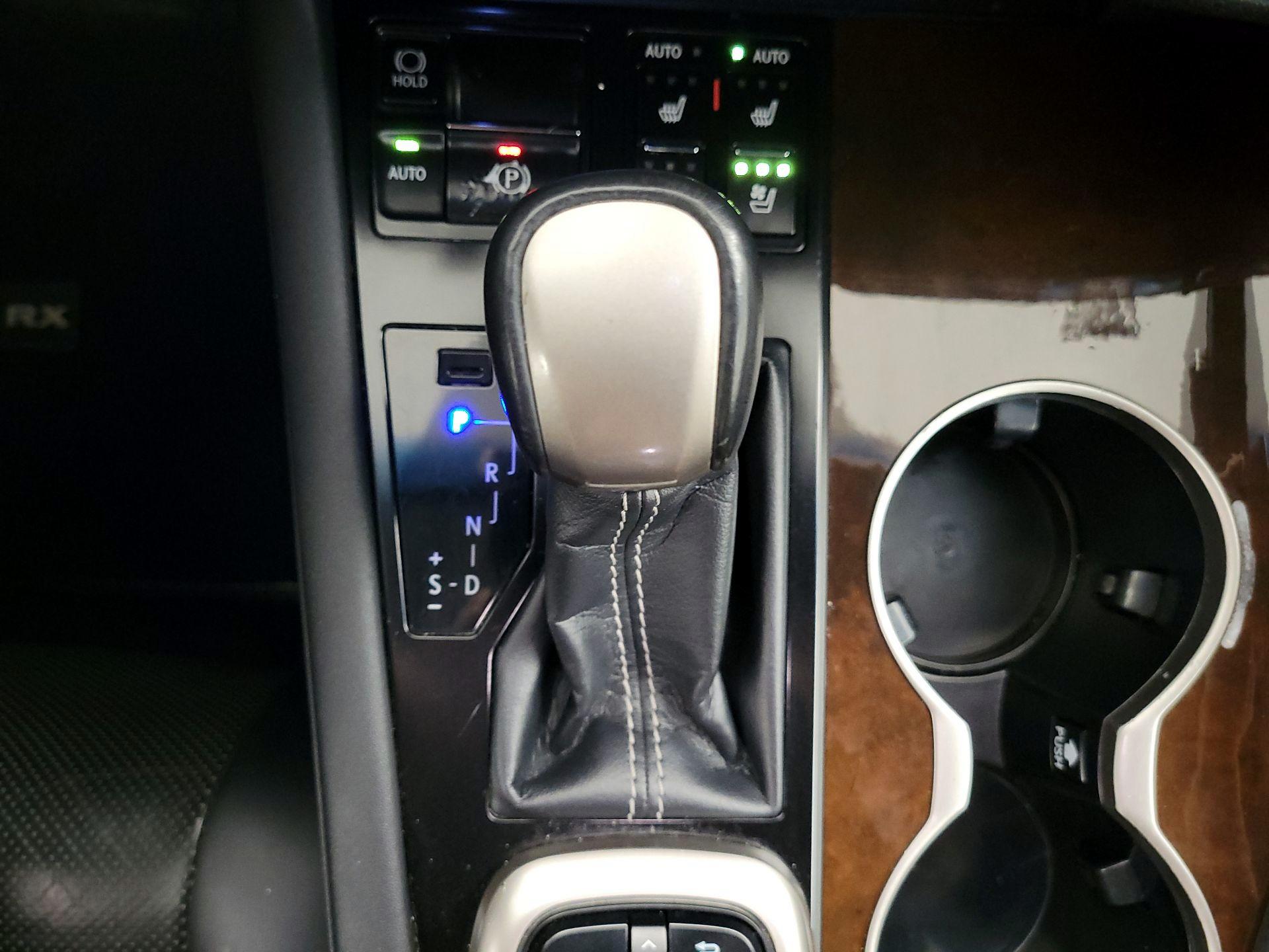 Thumbnail: 2018 Lexus RX - 17