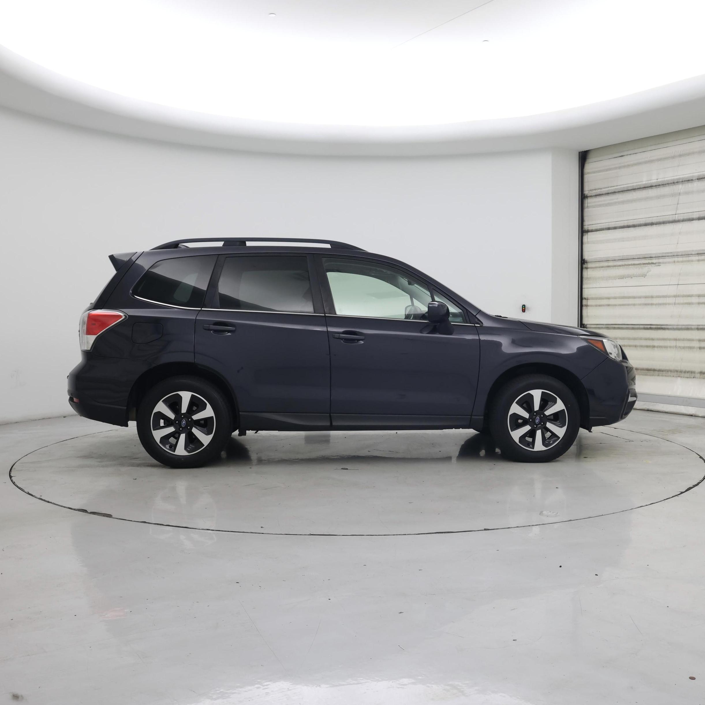 Thumbnail: 2017 Subaru Forester - 7