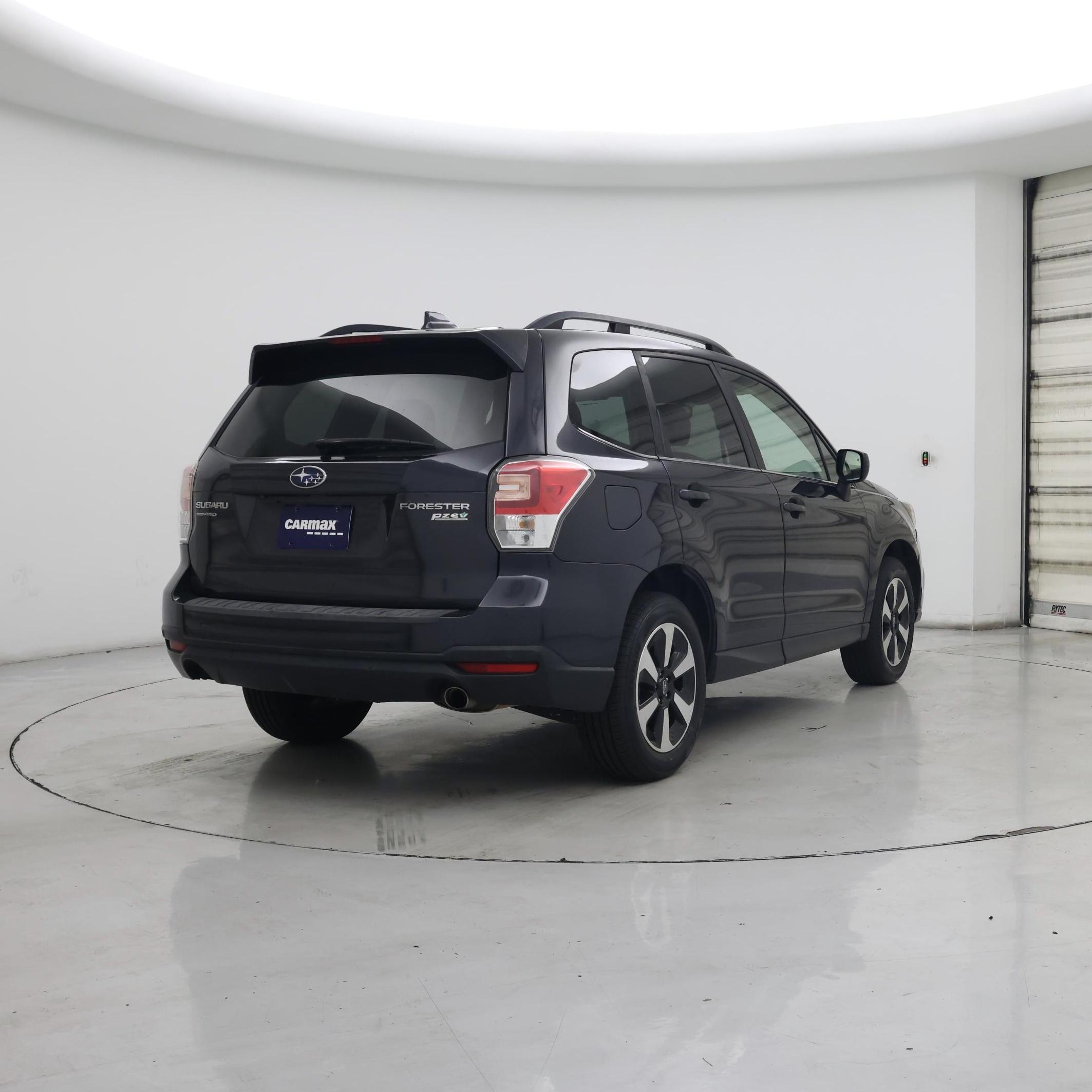 Thumbnail: 2017 Subaru Forester - 8