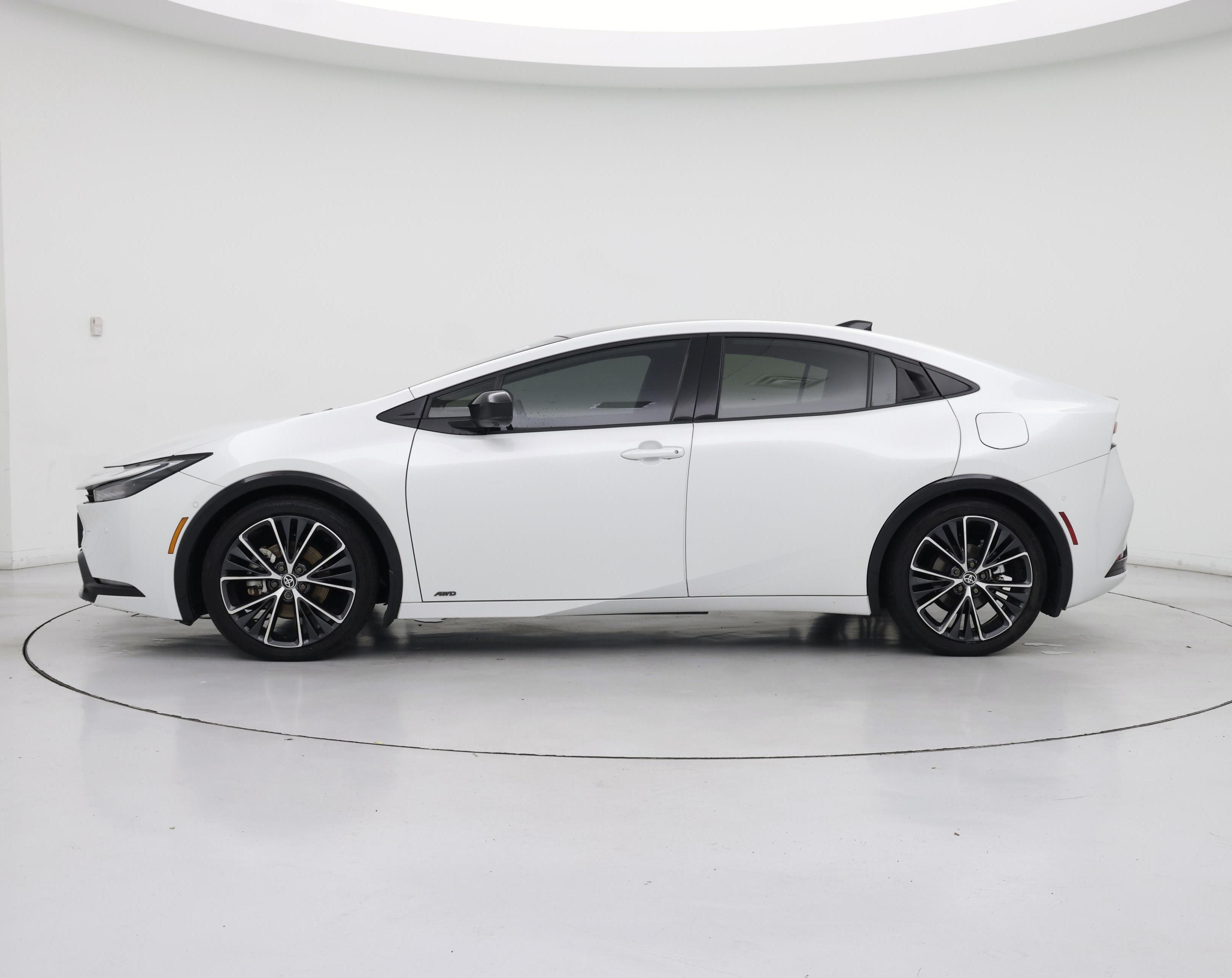 Thumbnail: 2024 Toyota Prius - 3