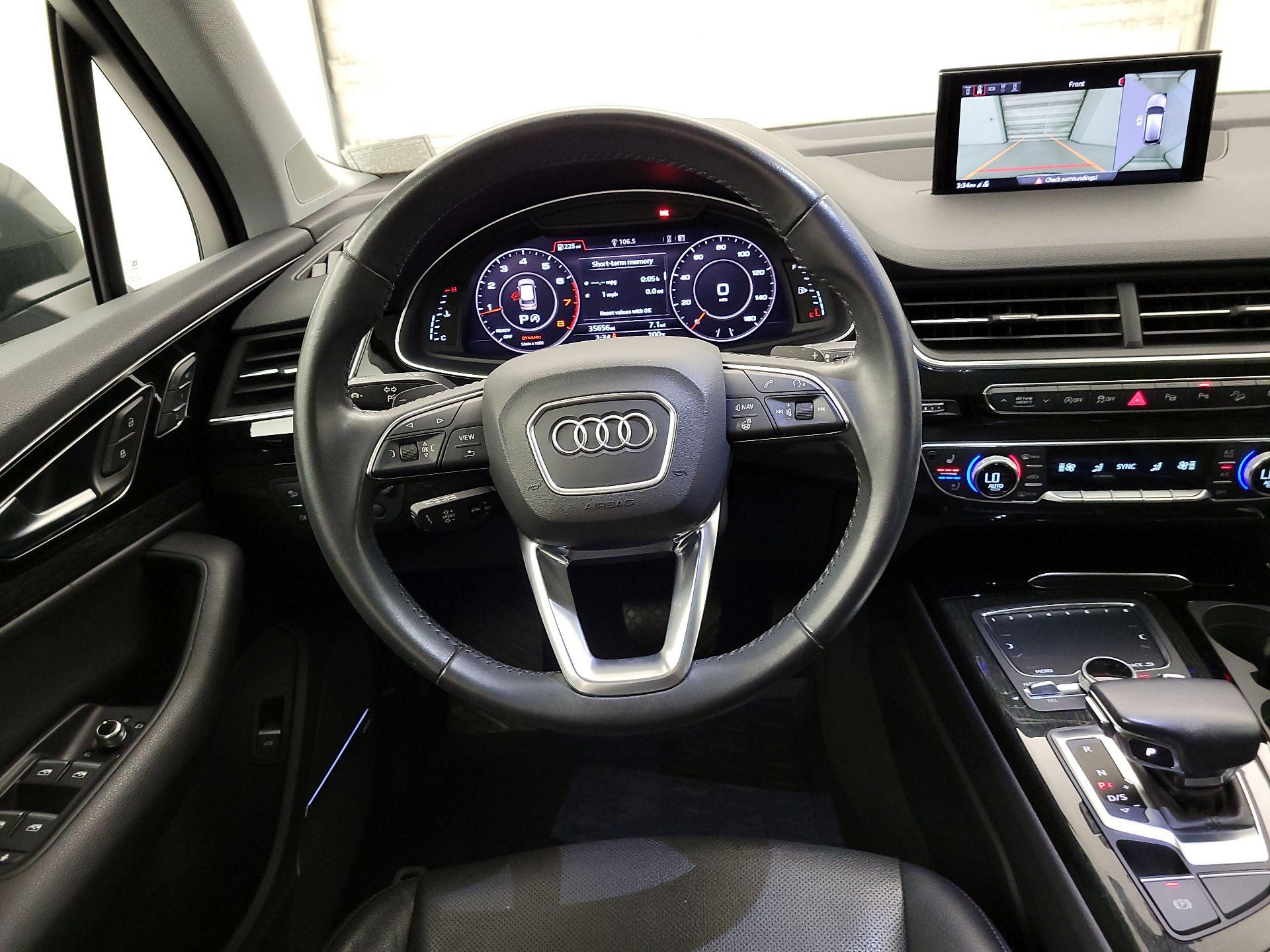 Thumbnail: 2019 Audi Q7 - 10