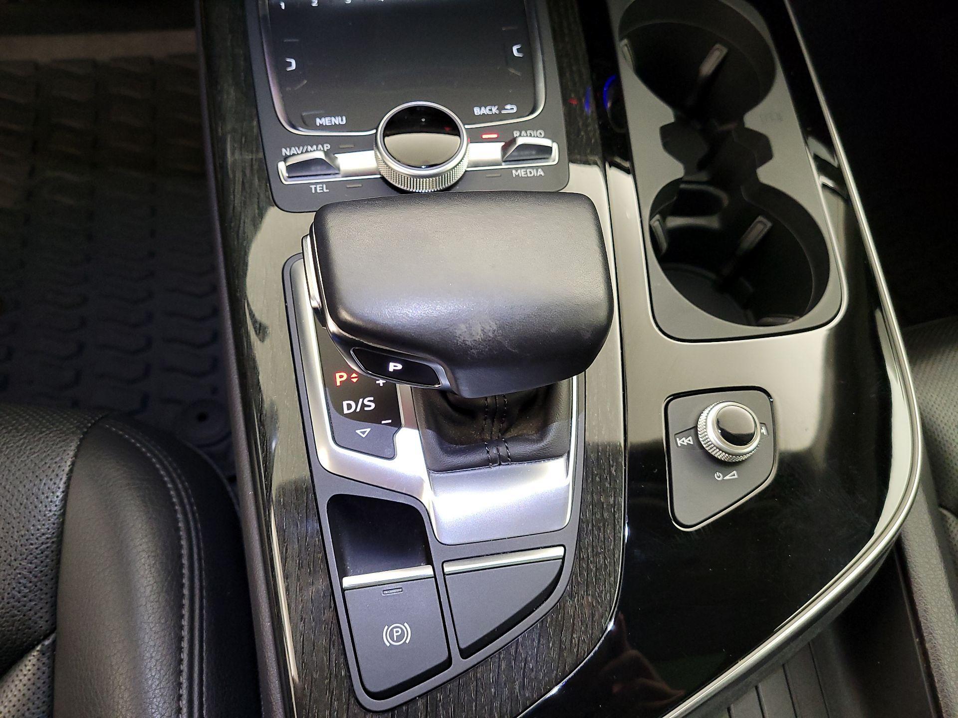 Thumbnail: 2019 Audi Q7 - 16