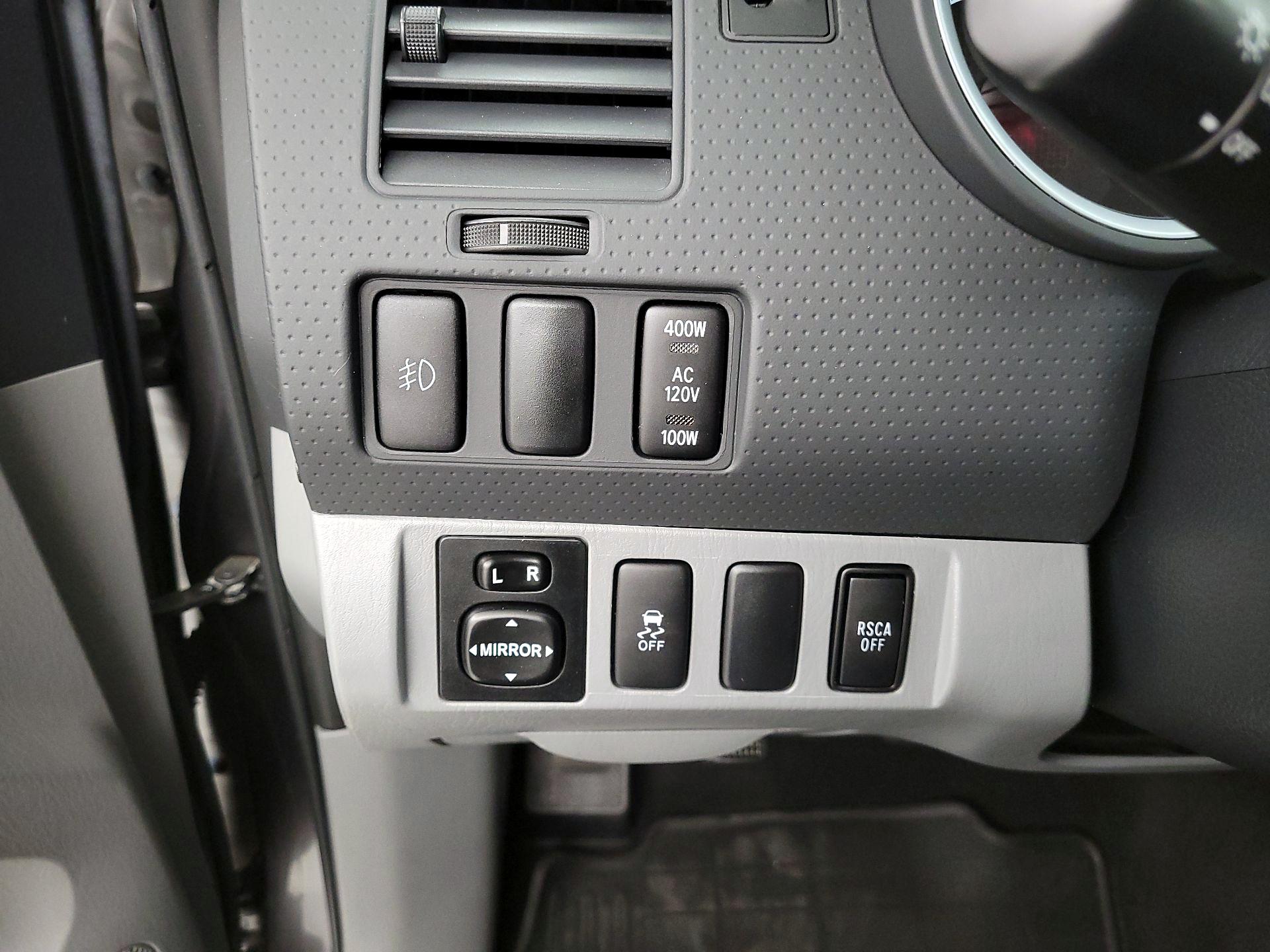 Thumbnail: 2014 Toyota Tacoma - 13