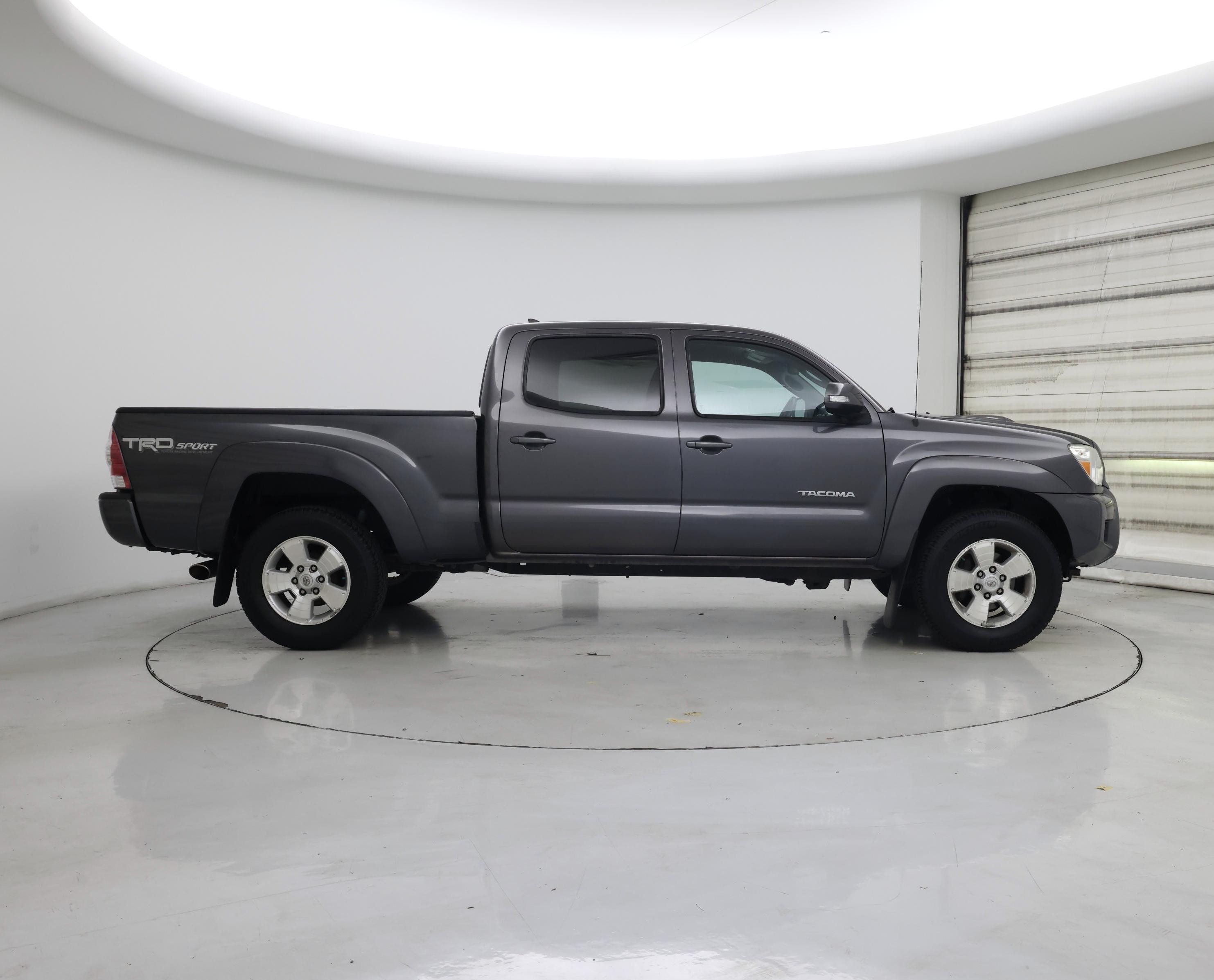 Thumbnail: 2014 Toyota Tacoma - 7