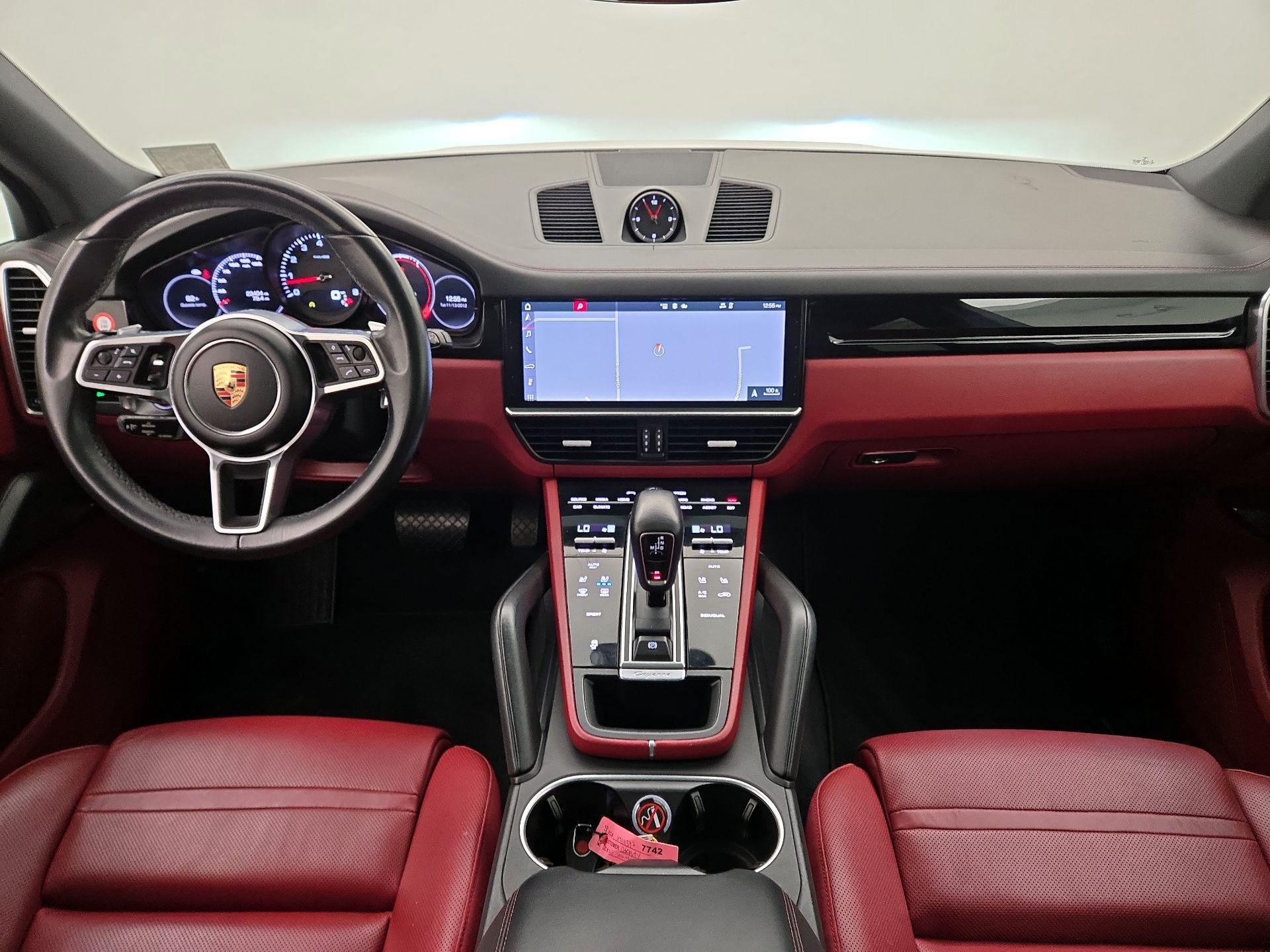 Thumbnail: 2020 Porsche Cayenne - 9