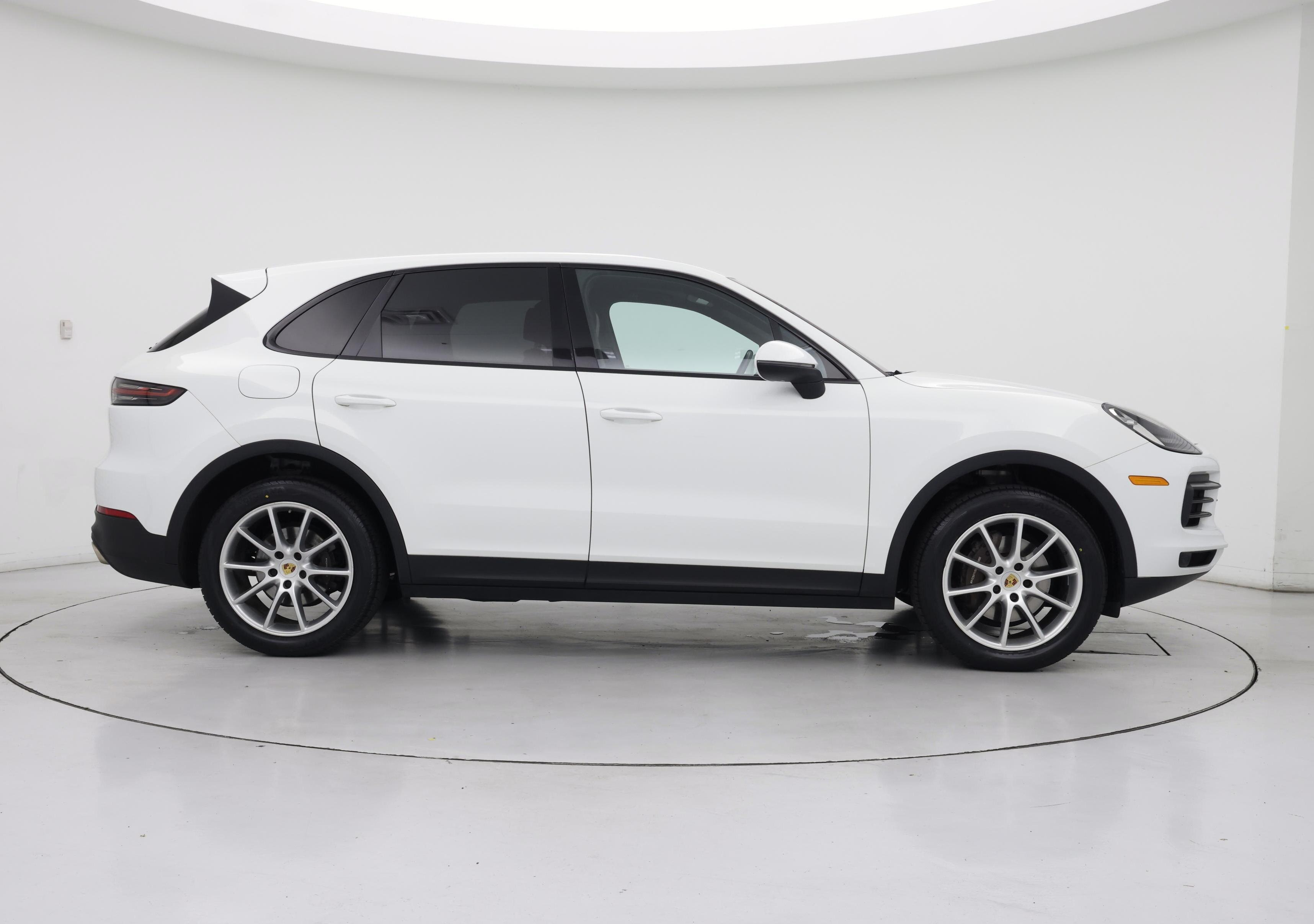 Thumbnail: 2020 Porsche Cayenne - 7