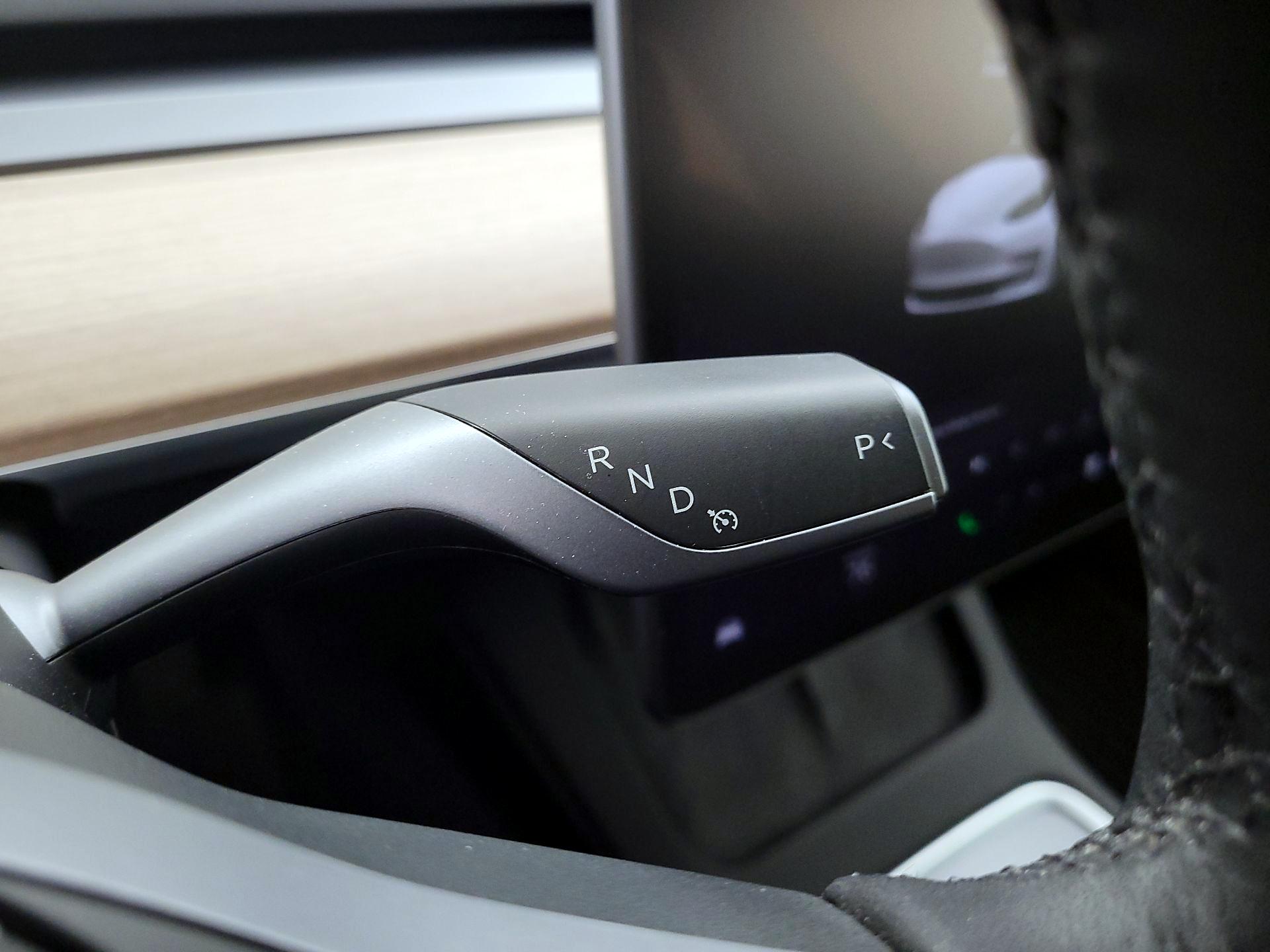Thumbnail: 2023 Tesla Model 3 - 17