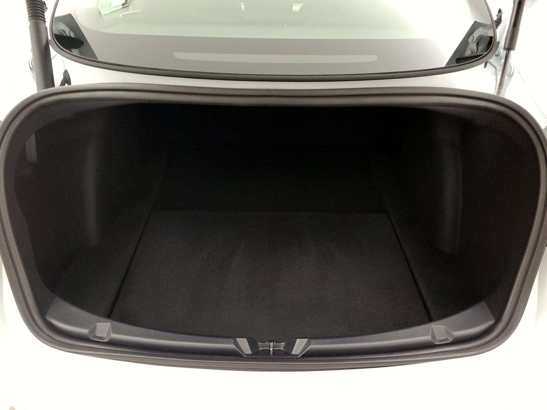 Thumbnail: 2023 Tesla Model 3 - 20