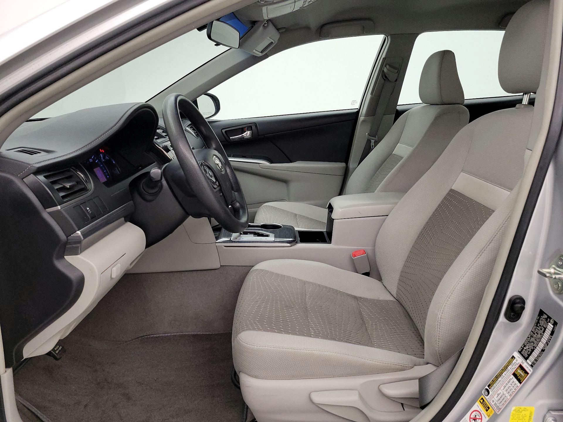 Thumbnail: 2014 Toyota Camry - 11