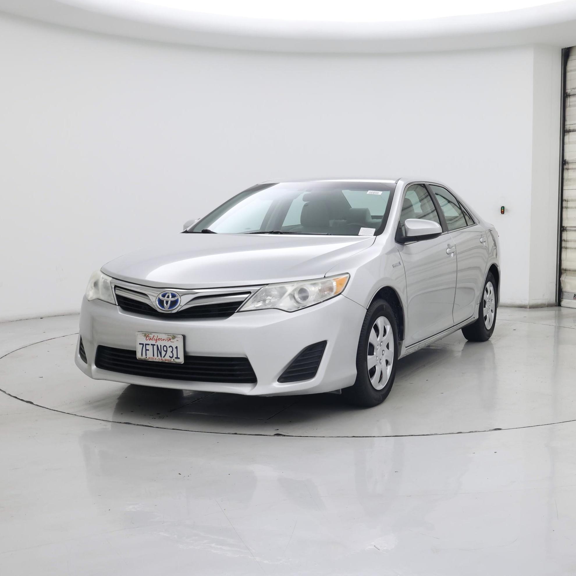 Thumbnail: 2014 Toyota Camry - 4