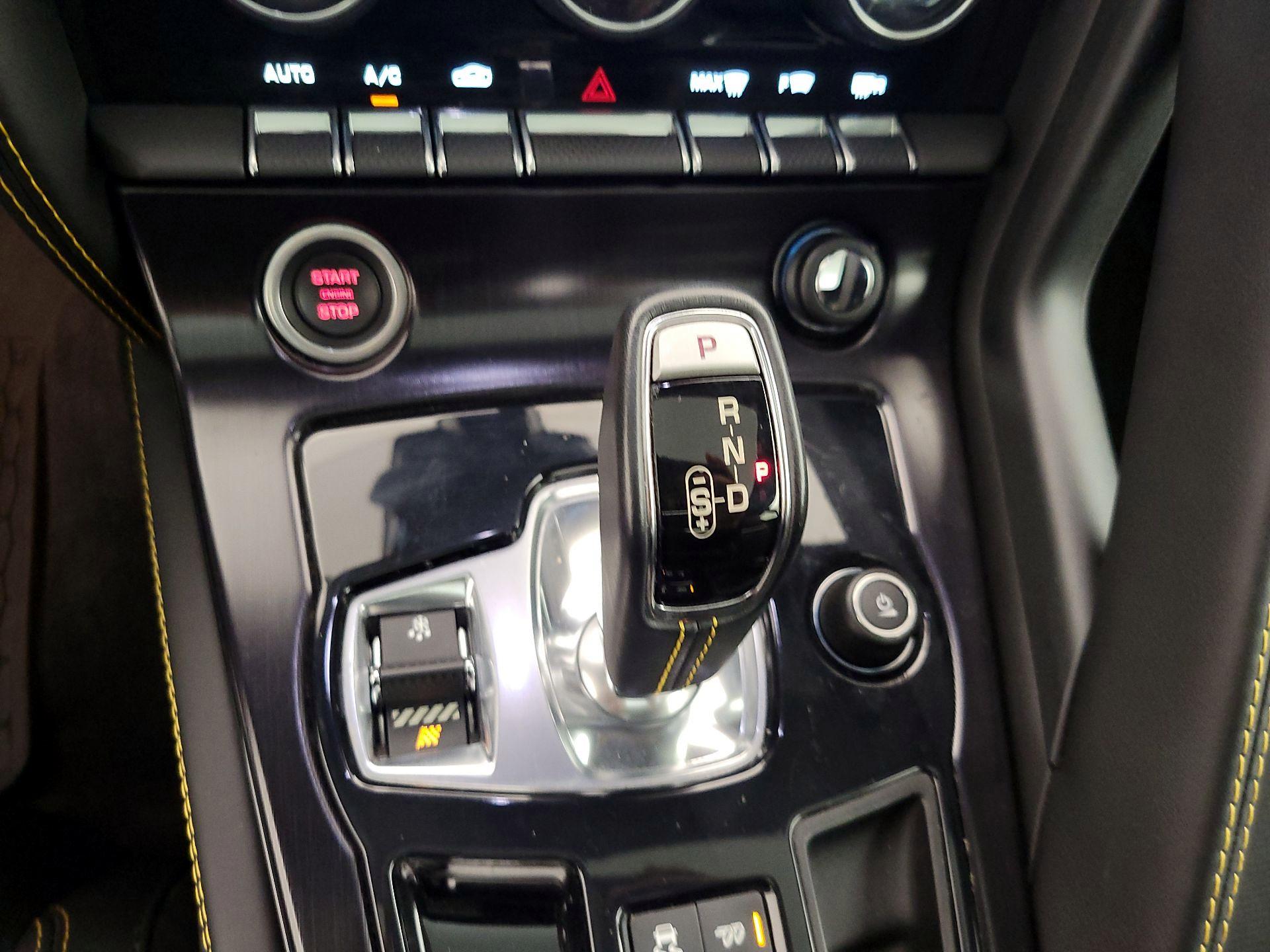 Thumbnail: 2018 Jaguar F-Type - 17